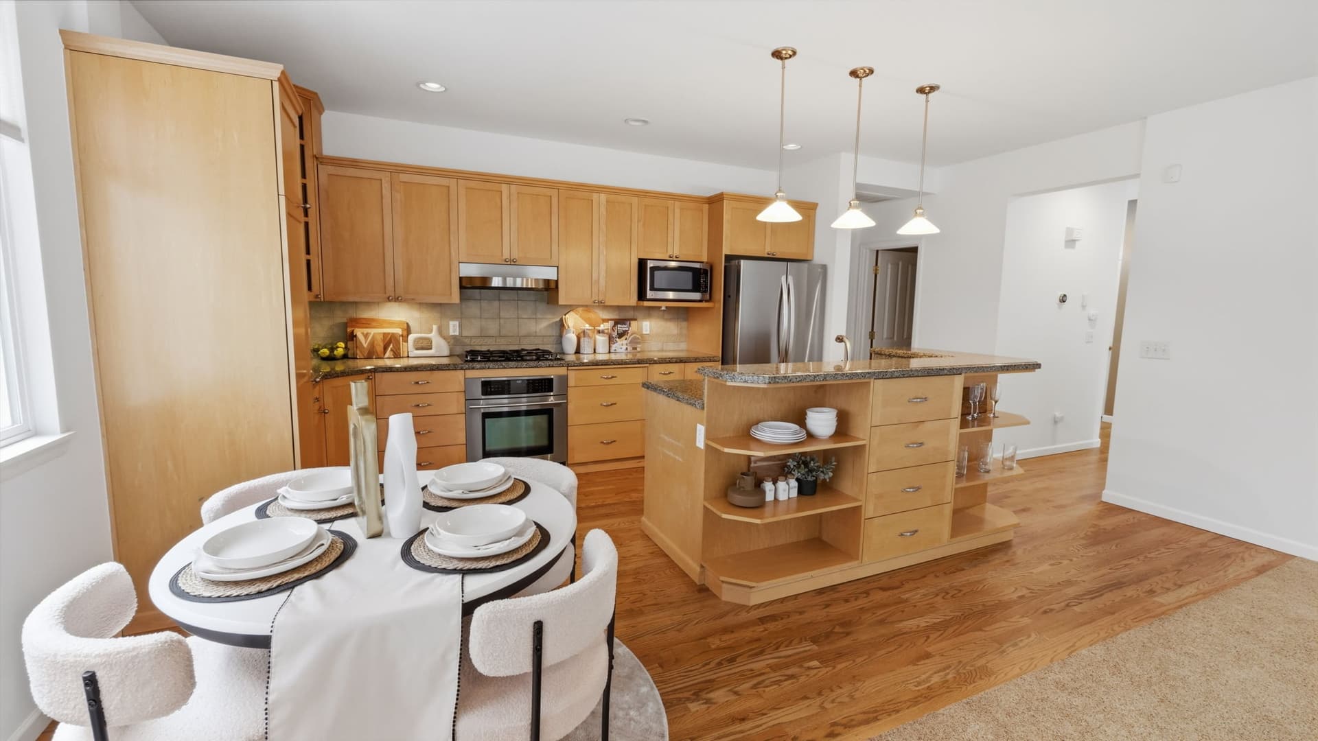 32-web-or-mls-P1133843.jpg