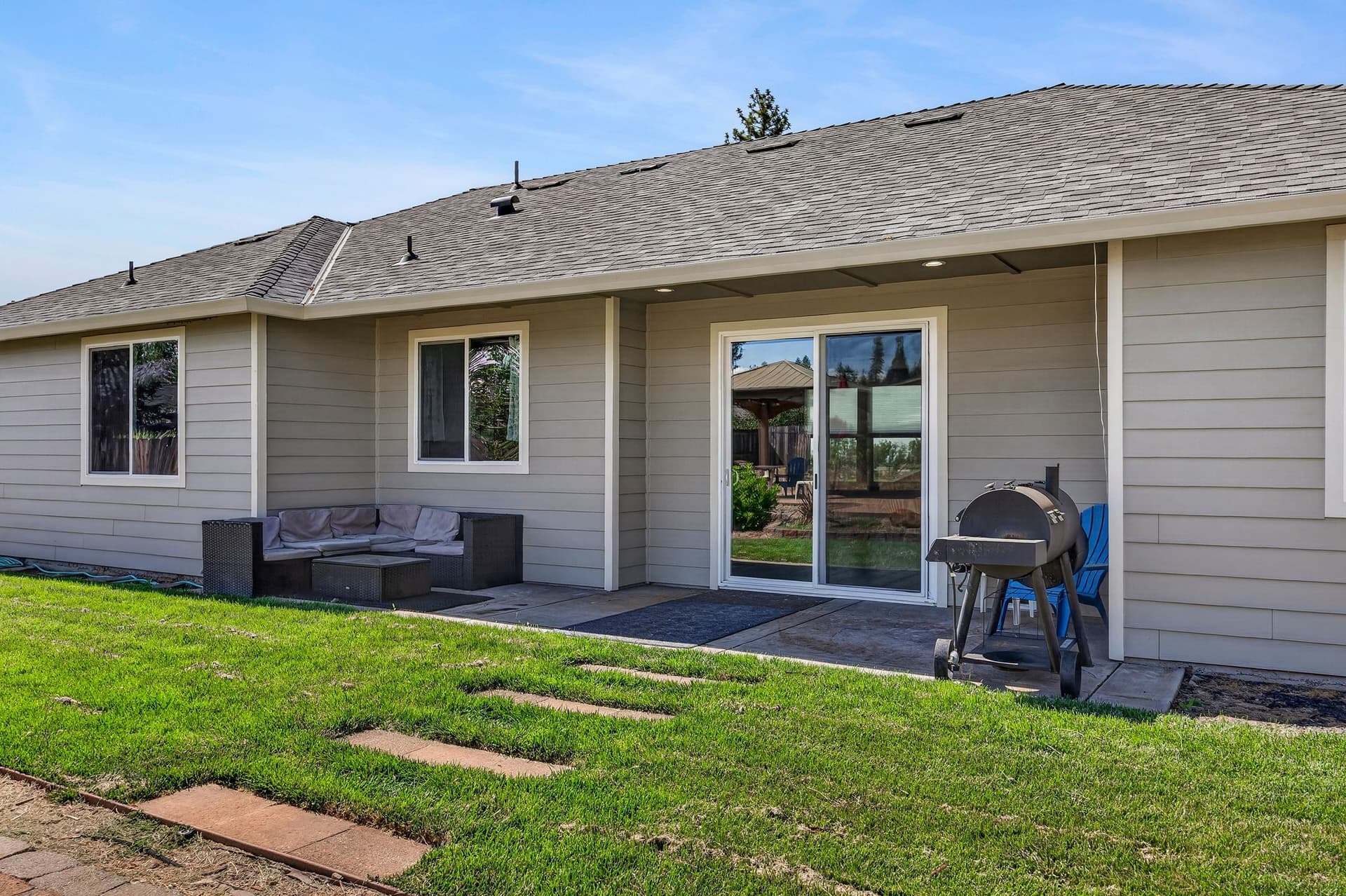 1369 Nunneley Rd - 038 (Photos).jpg