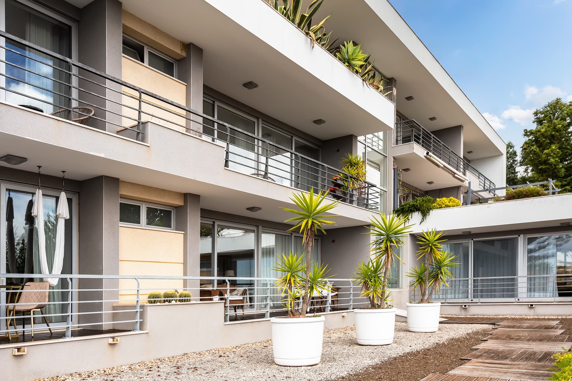 Apartamento-cascais-t2-luxo-piscina-infinita-13.jpg