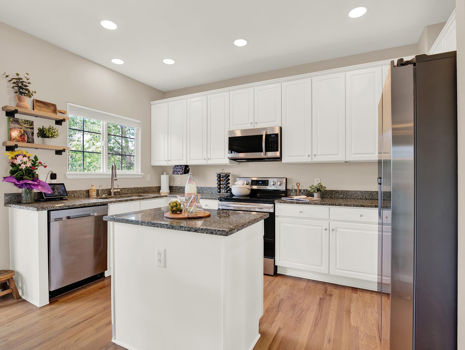 2026_0514_Tourmaline_kitchen_1.jpg