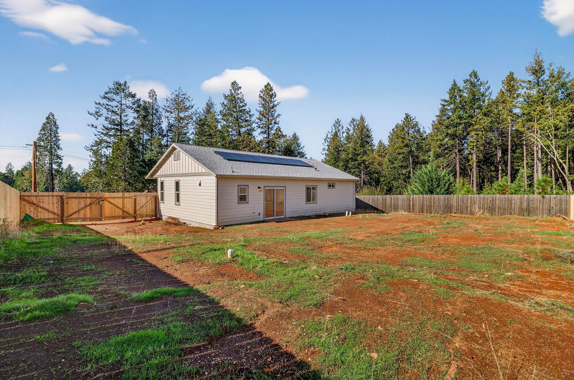 14197 Elmira Cir - 034(Photos).jpg