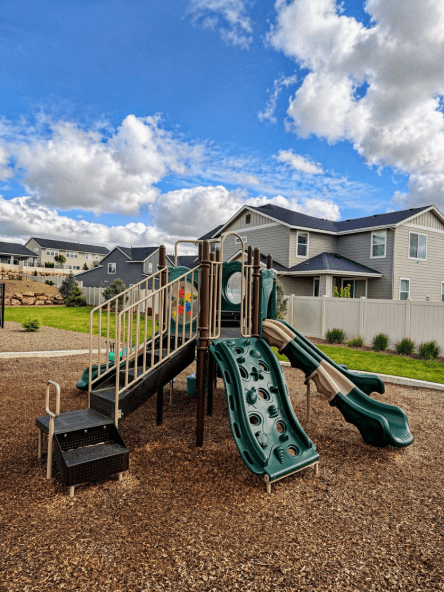 Collina Vista Play system.png