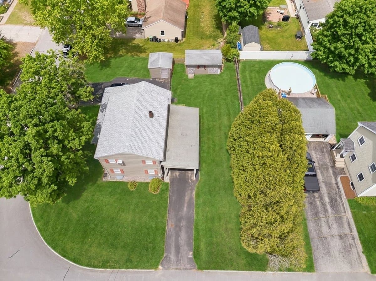 DJI_0107_grass_109f05f9.jpg