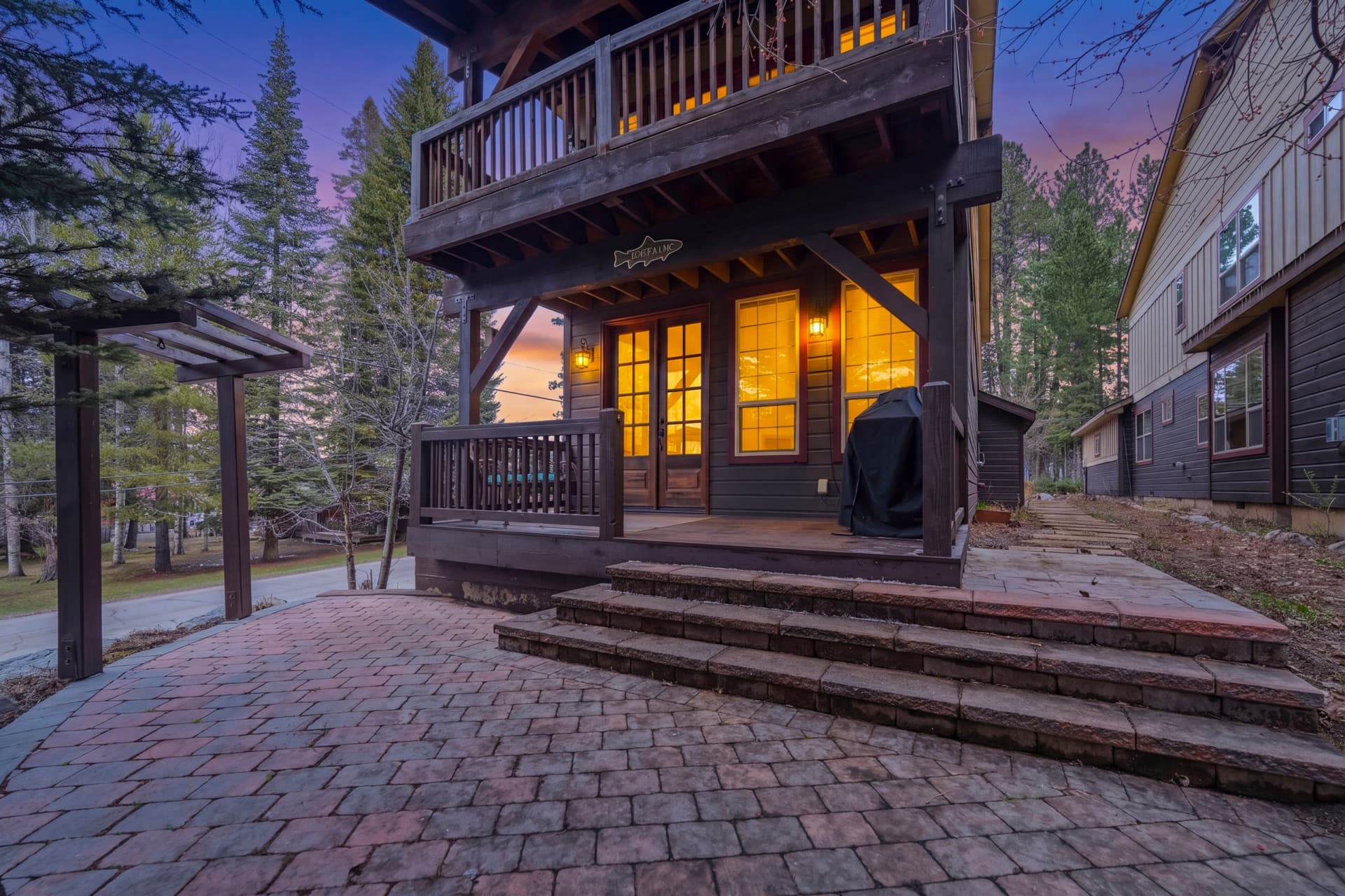 PQ exterior back patio.JPG
