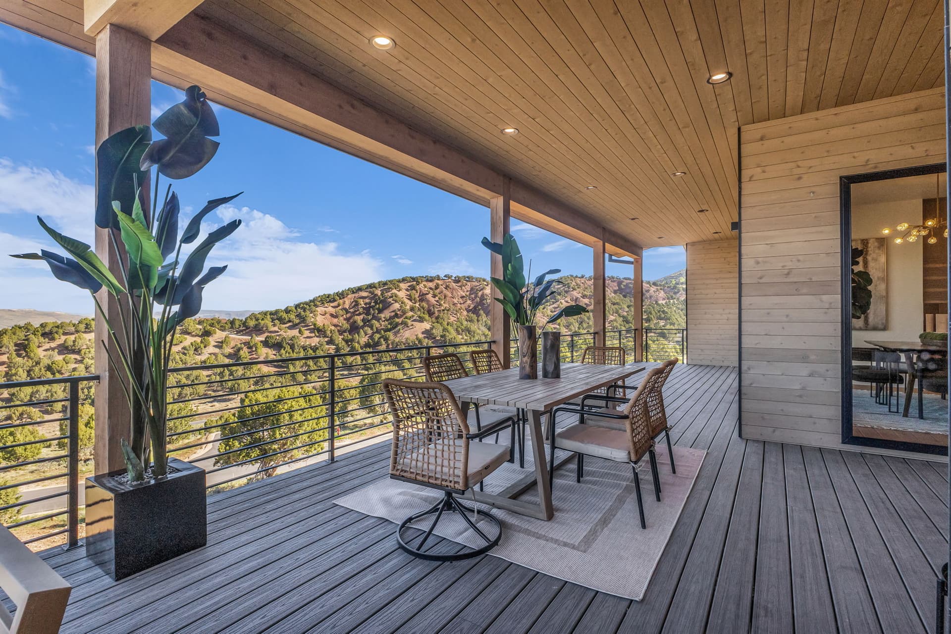47-web-or-mls-1092-trailridge-dr.jpg