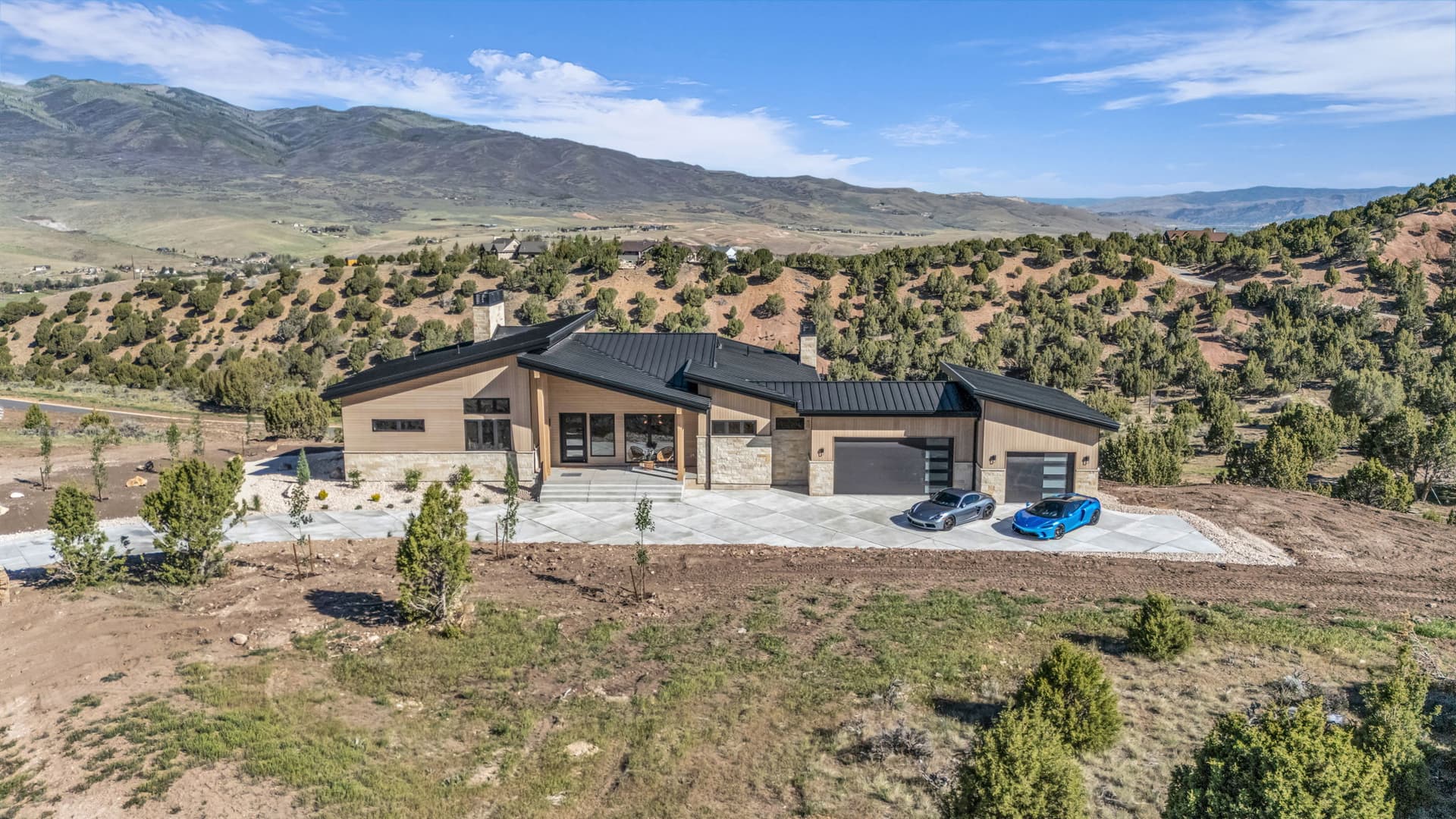 57-web-or-mls-1092-trailridge-dr.jpg