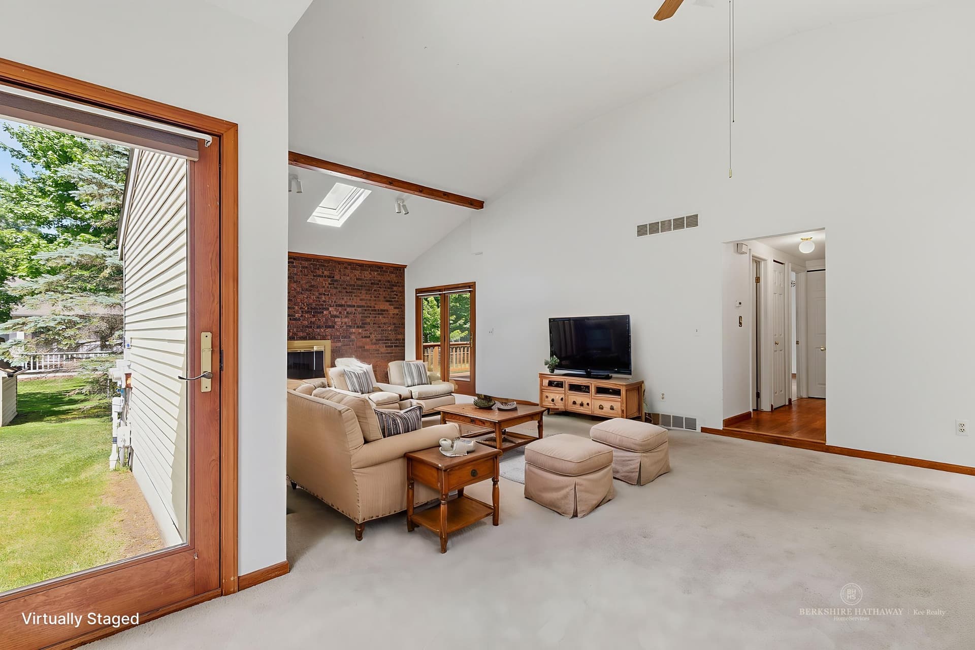 10 - Living Room - Farmhouse - 1.jpg