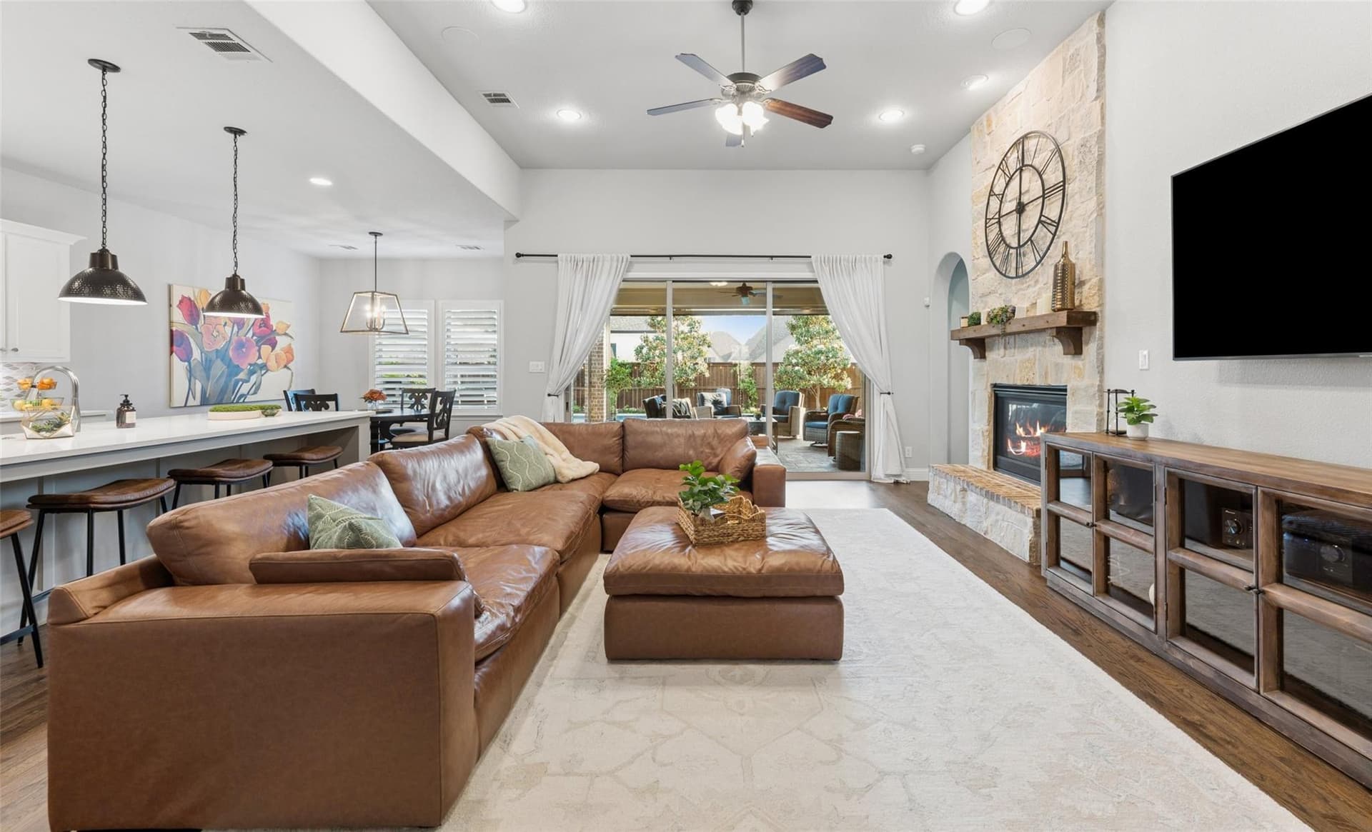 2913 Vaquero Lane 9.jpeg