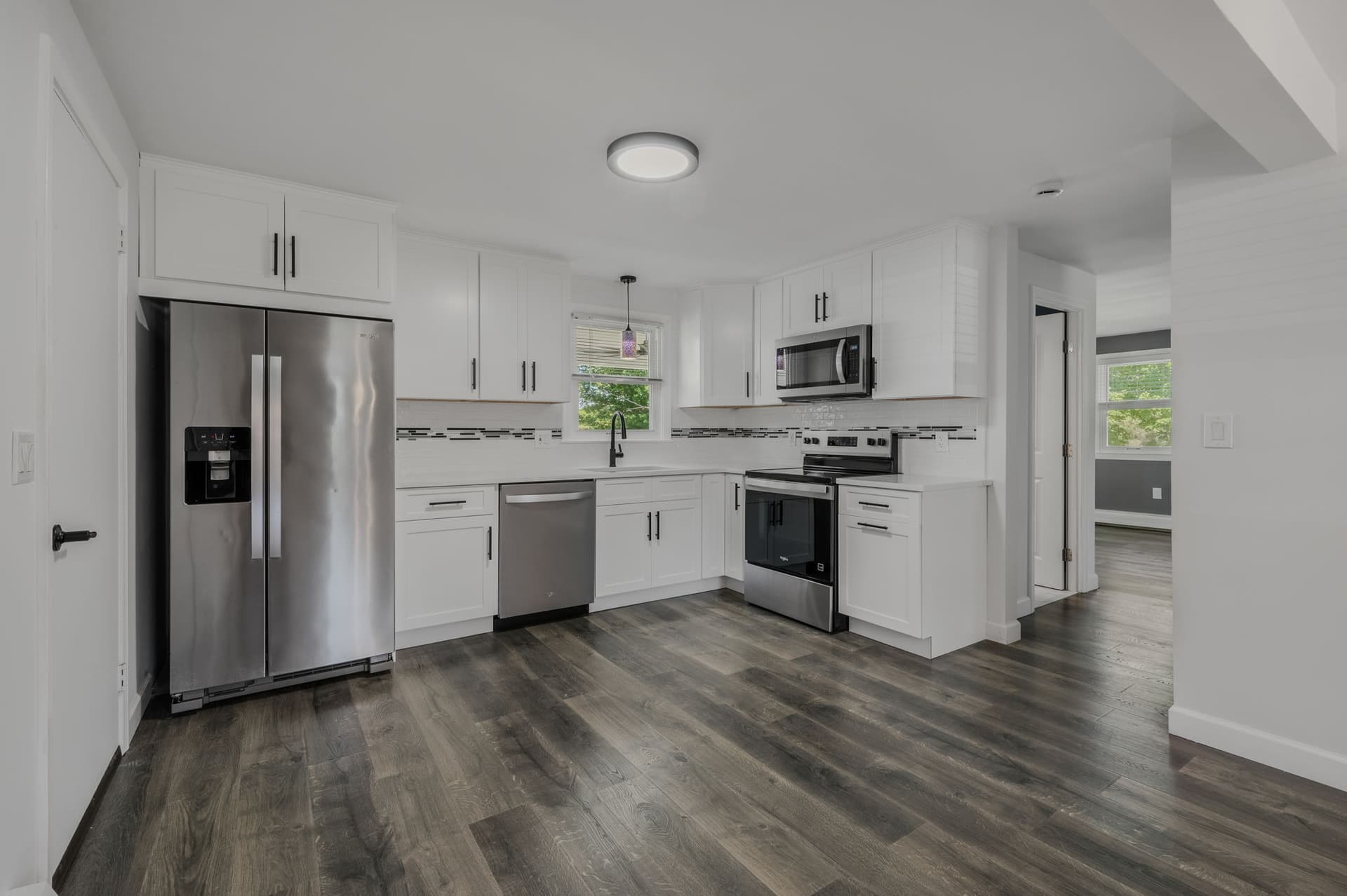88-web-or-mls-31 Pegasus Dr, Groton_Pickup-17.jpg