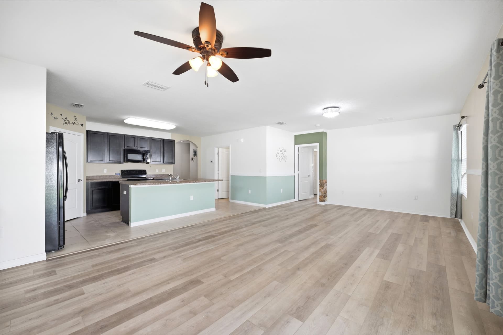 12-web-or-mls-005_P1145796.jpg