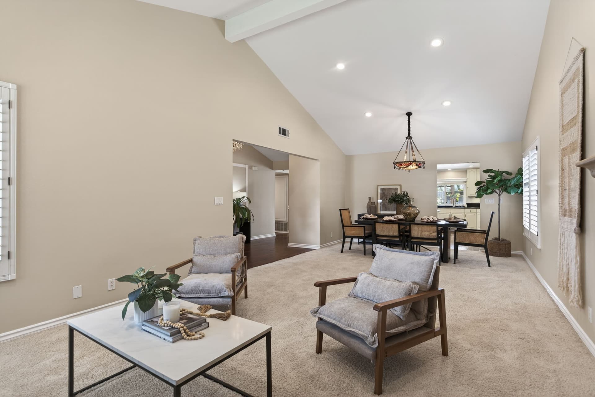 11-web-or-mls-Upmarket_Media-2247West031.jpg