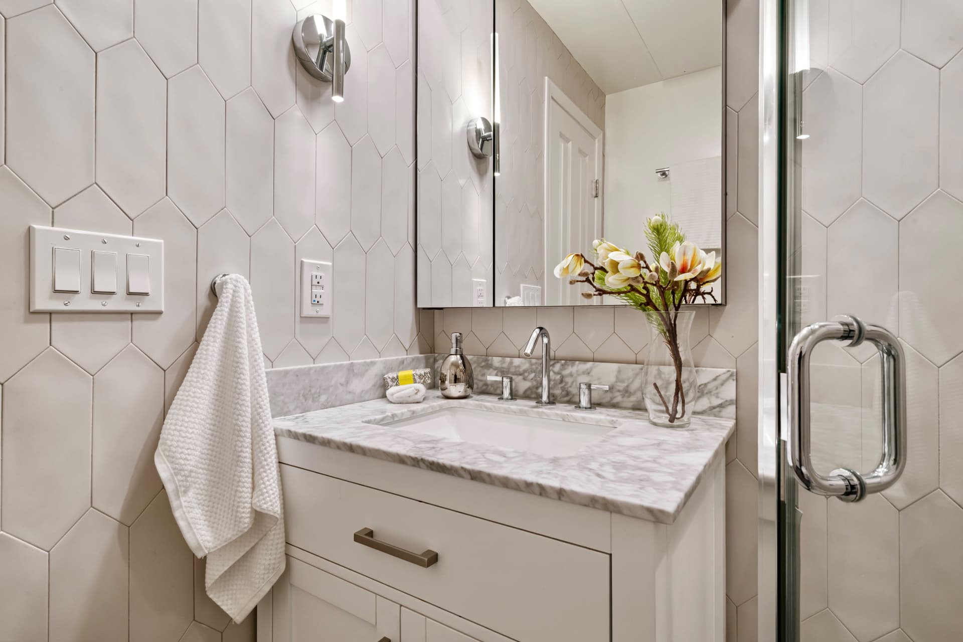 033.jpg