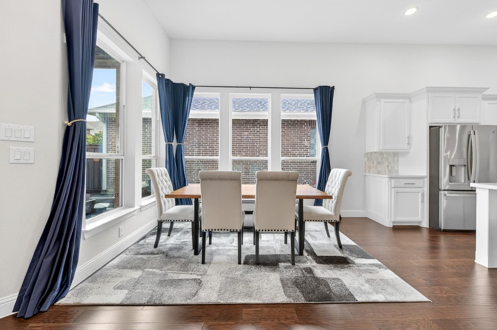2825 Braemar, The Colony14.jpeg