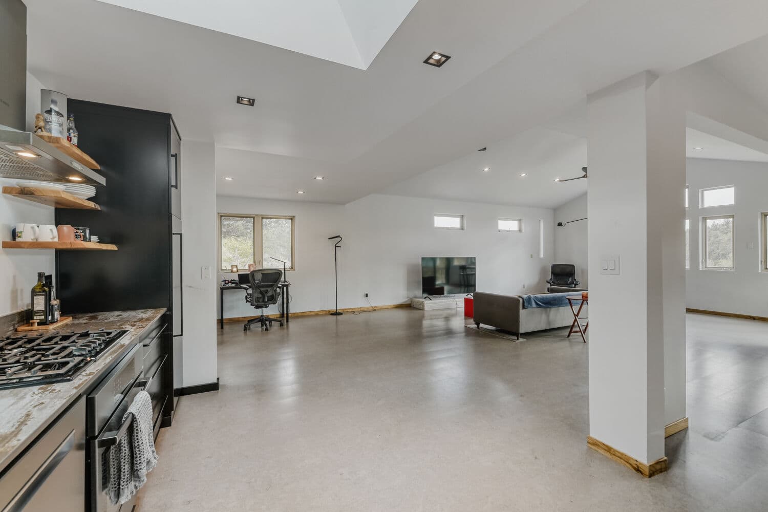 Living Room.jpg