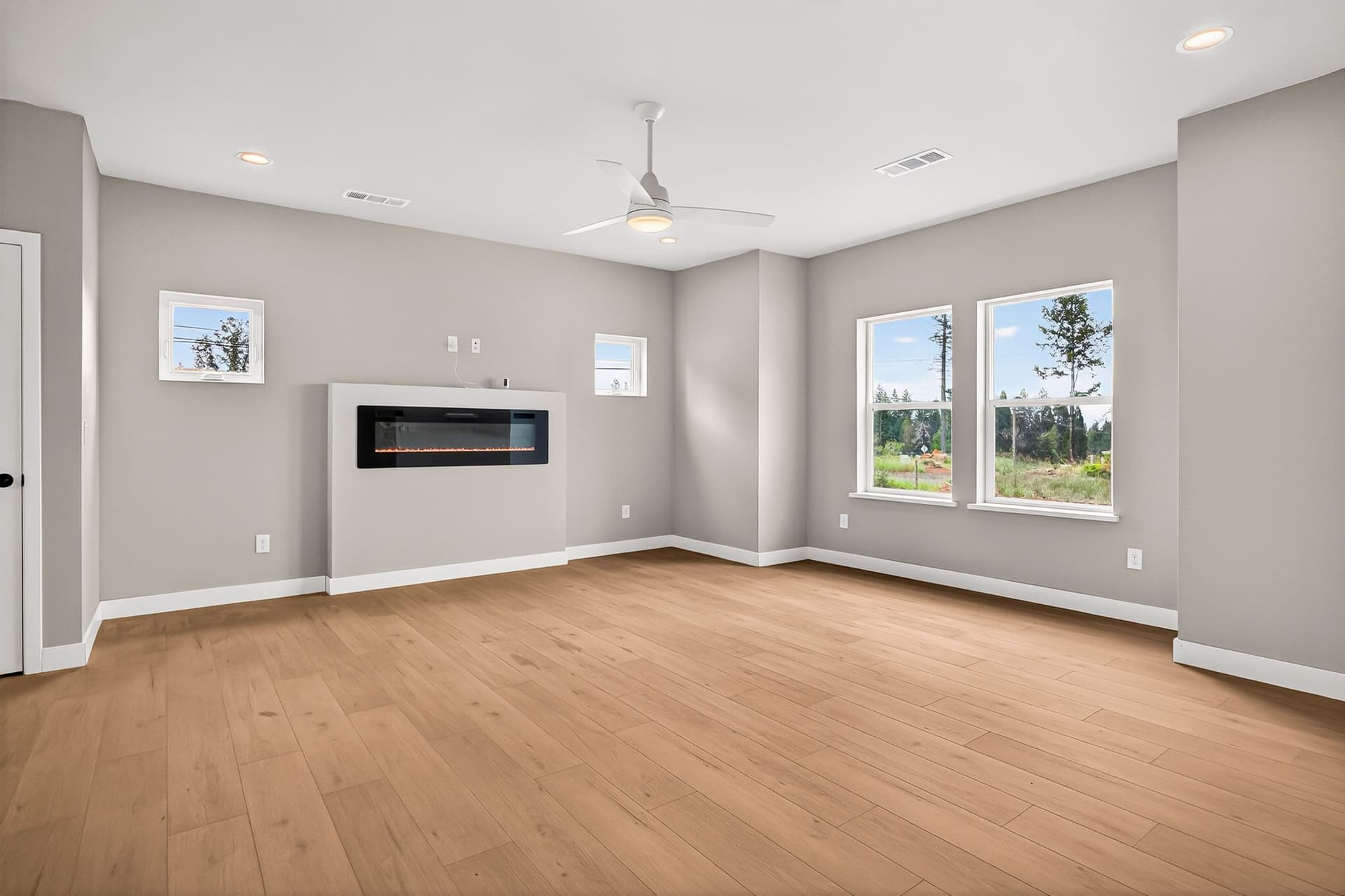14259 Sherwood Cir - 012(Photos).jpg