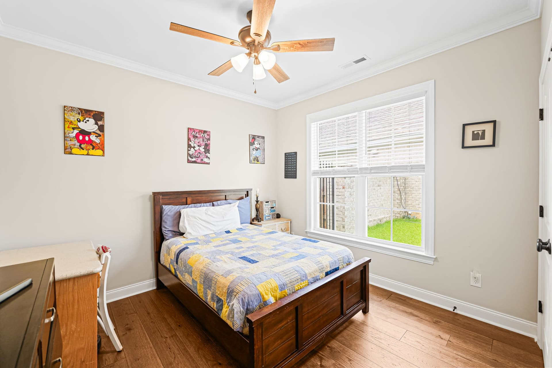 31-web-or-mls-1014 Cedar Crest Ln (19 of 46).jpg