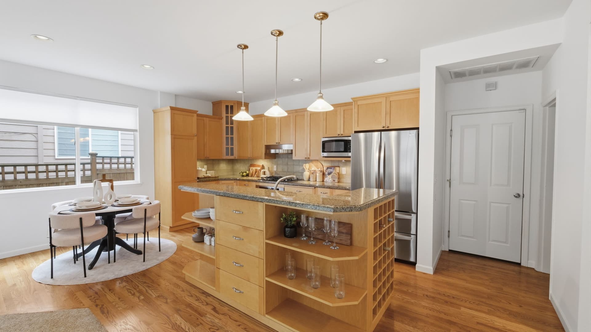 31-web-or-mls-P1133836.jpg