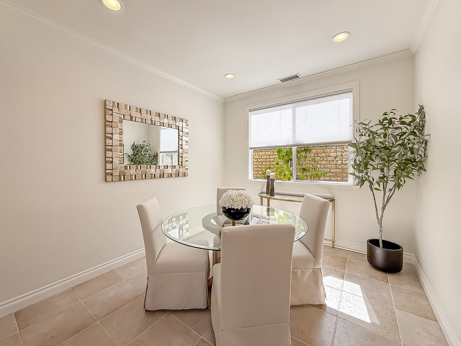 bLiving and Dining4.jpg