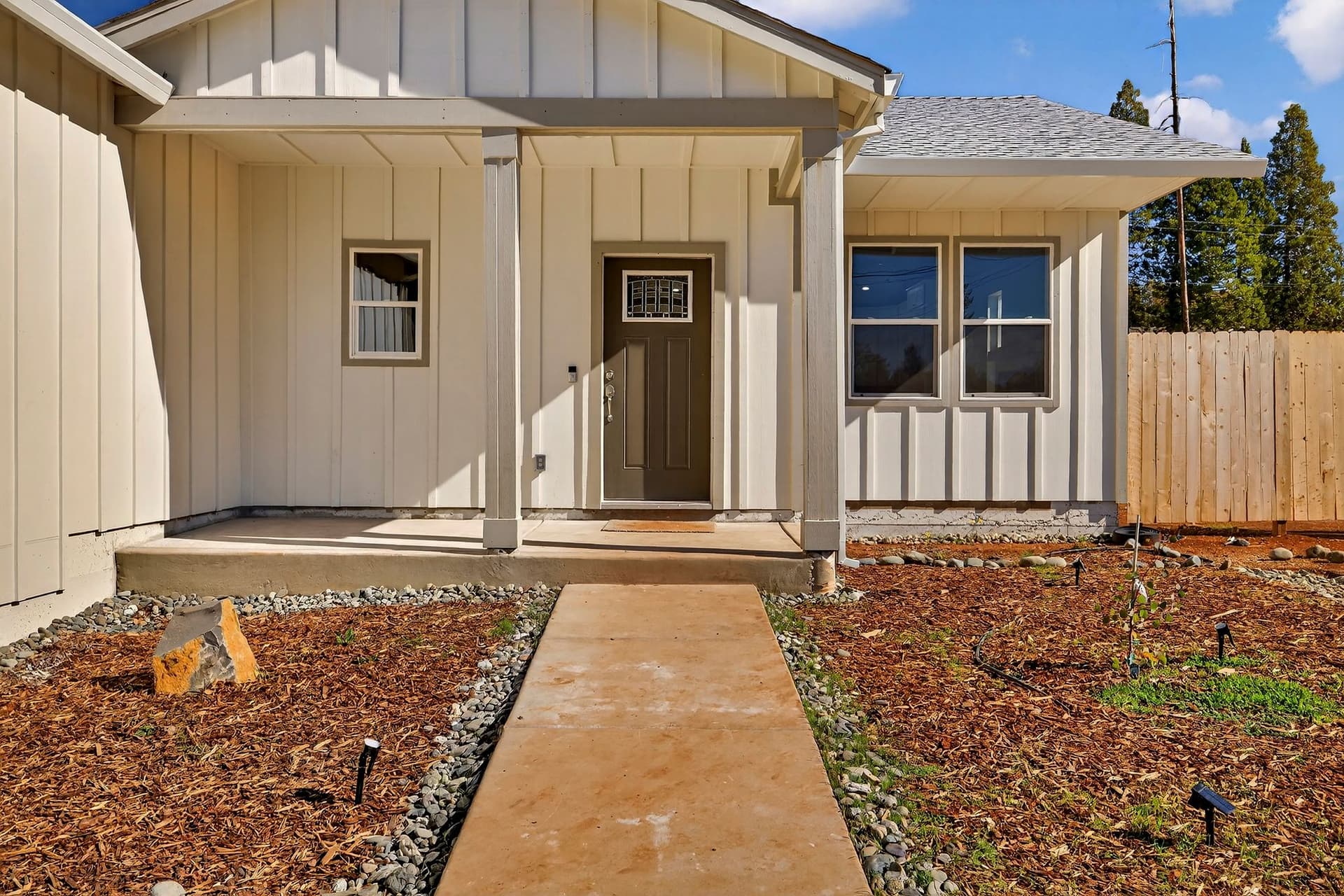 14197 Elmira Cir - 007(Photos).jpg