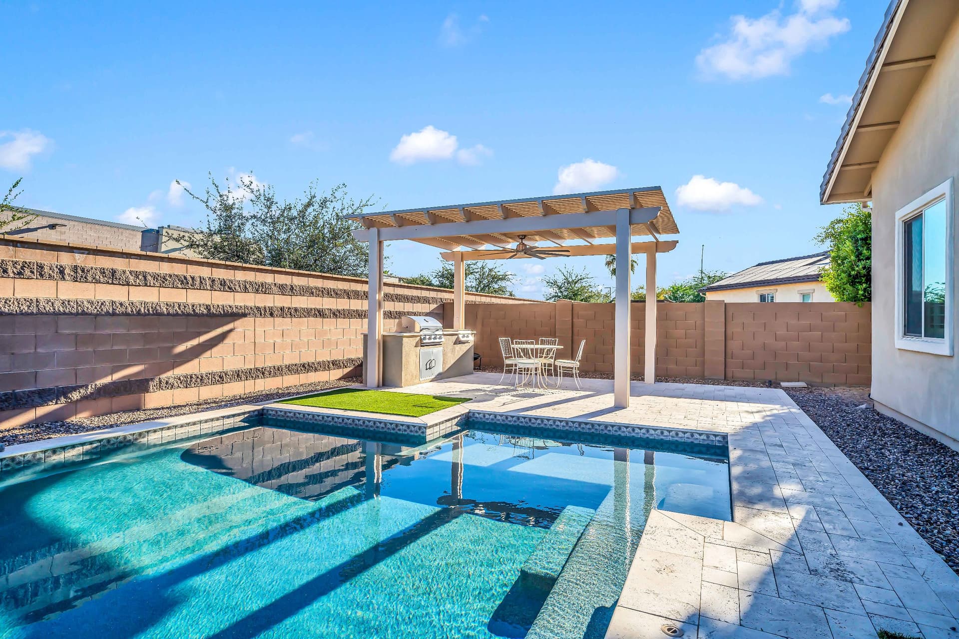 13851 Blossom way-69.jpg