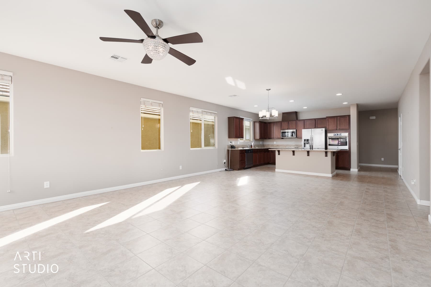 Kitchen3.jpg