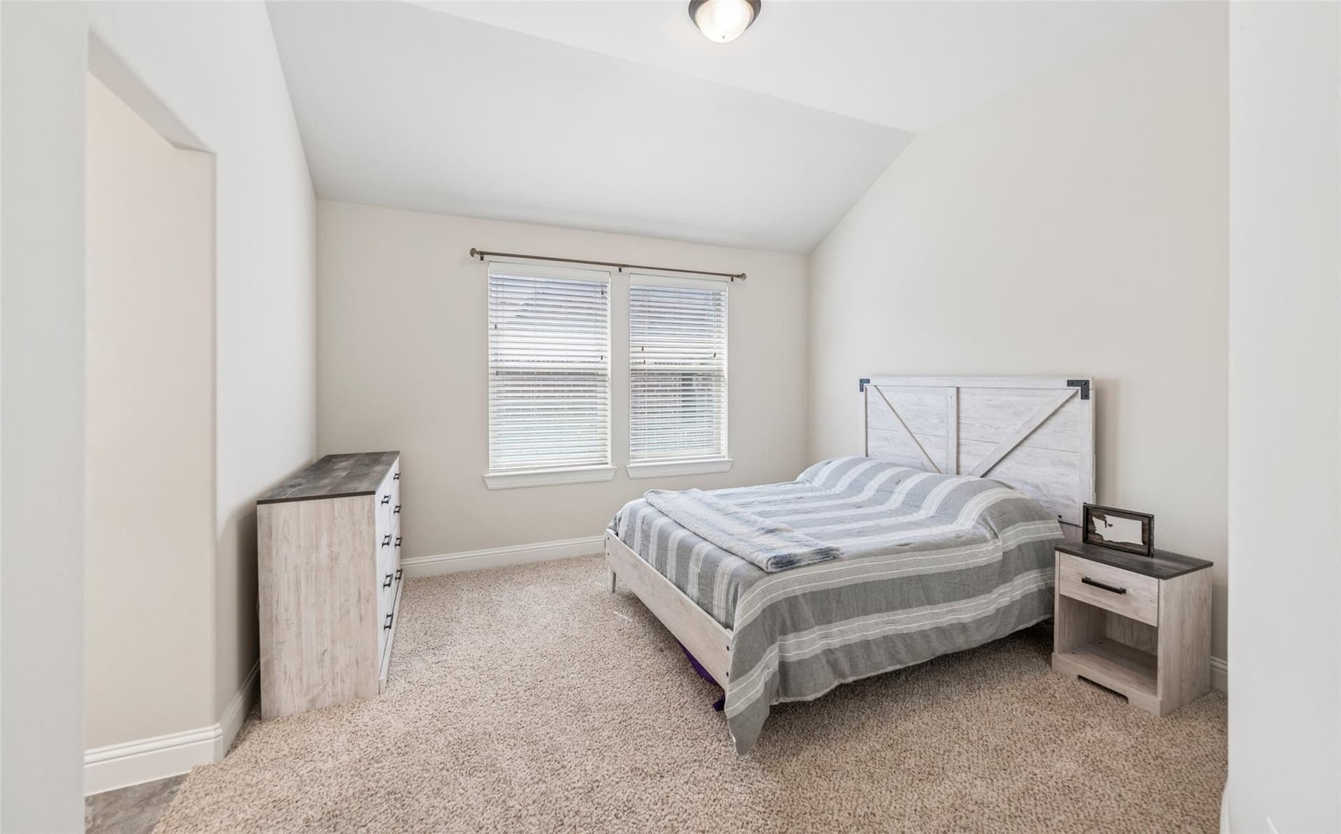 2120 Hidalgo Lane28.jpeg