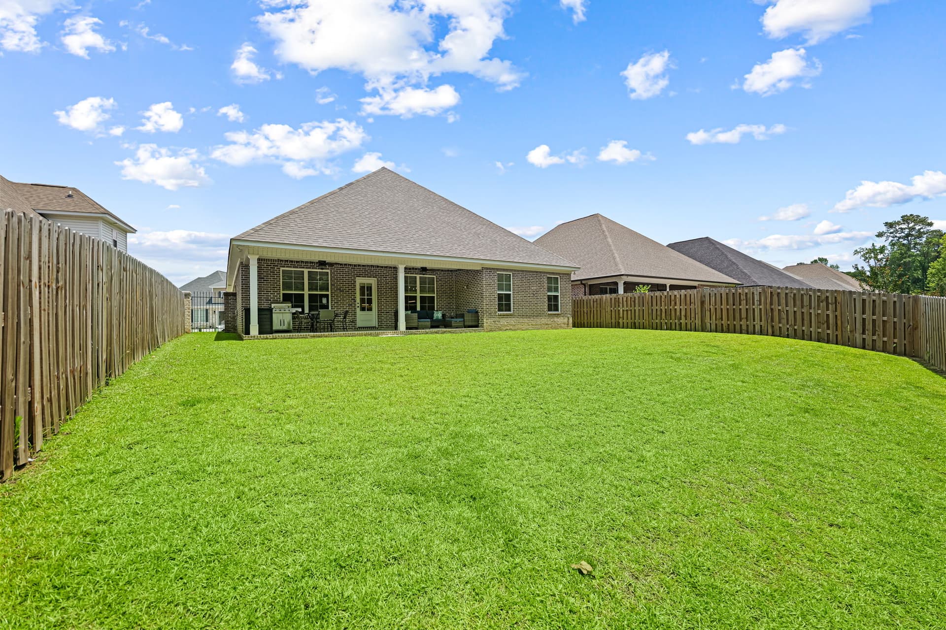 40-web-or-mls-1014 Cedar Crest Ln (36 of 46).jpg