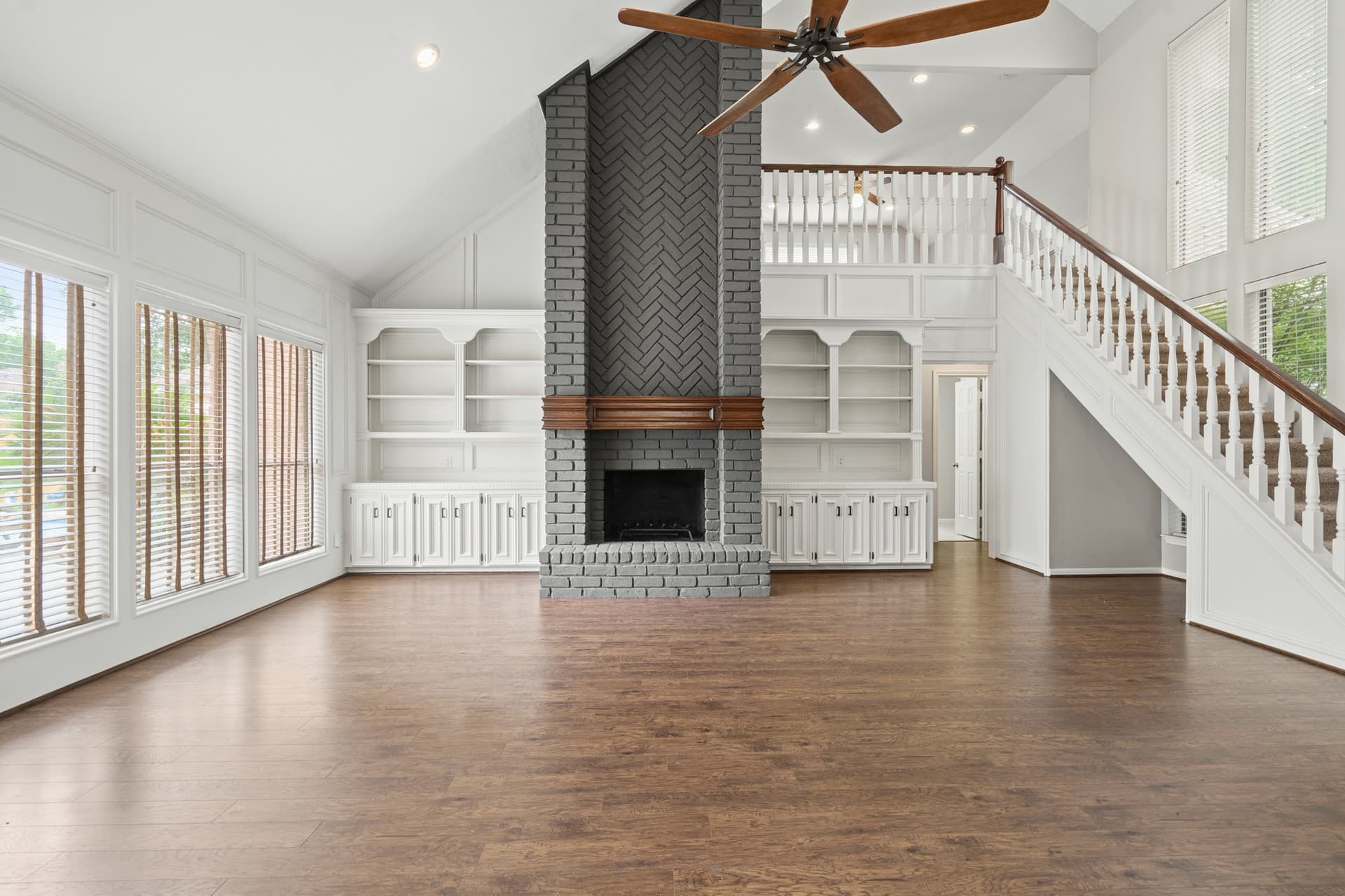 Living Room.jpg