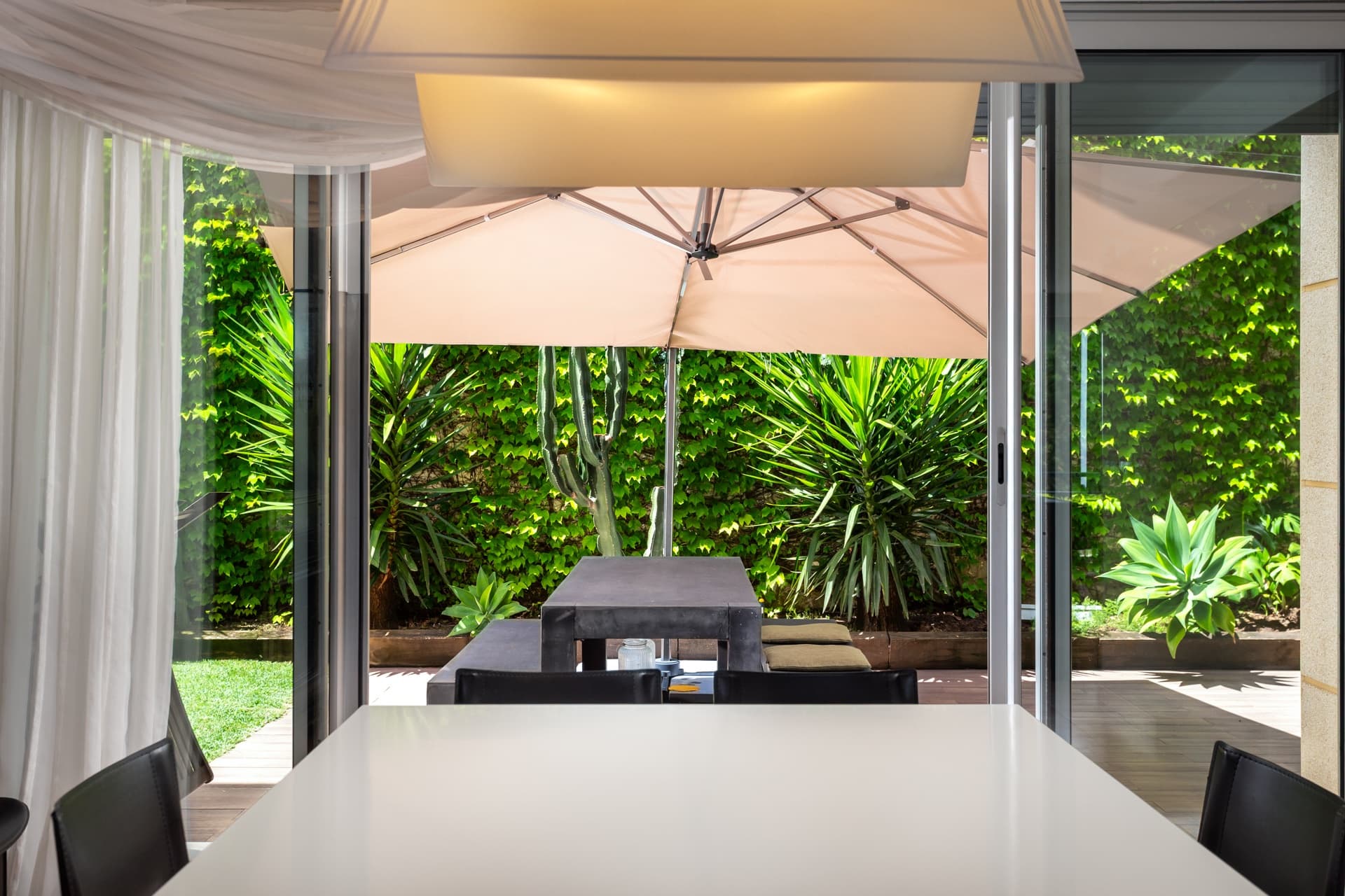 Apartamento-cascais-t2-luxo-piscina-infinita-34.jpg