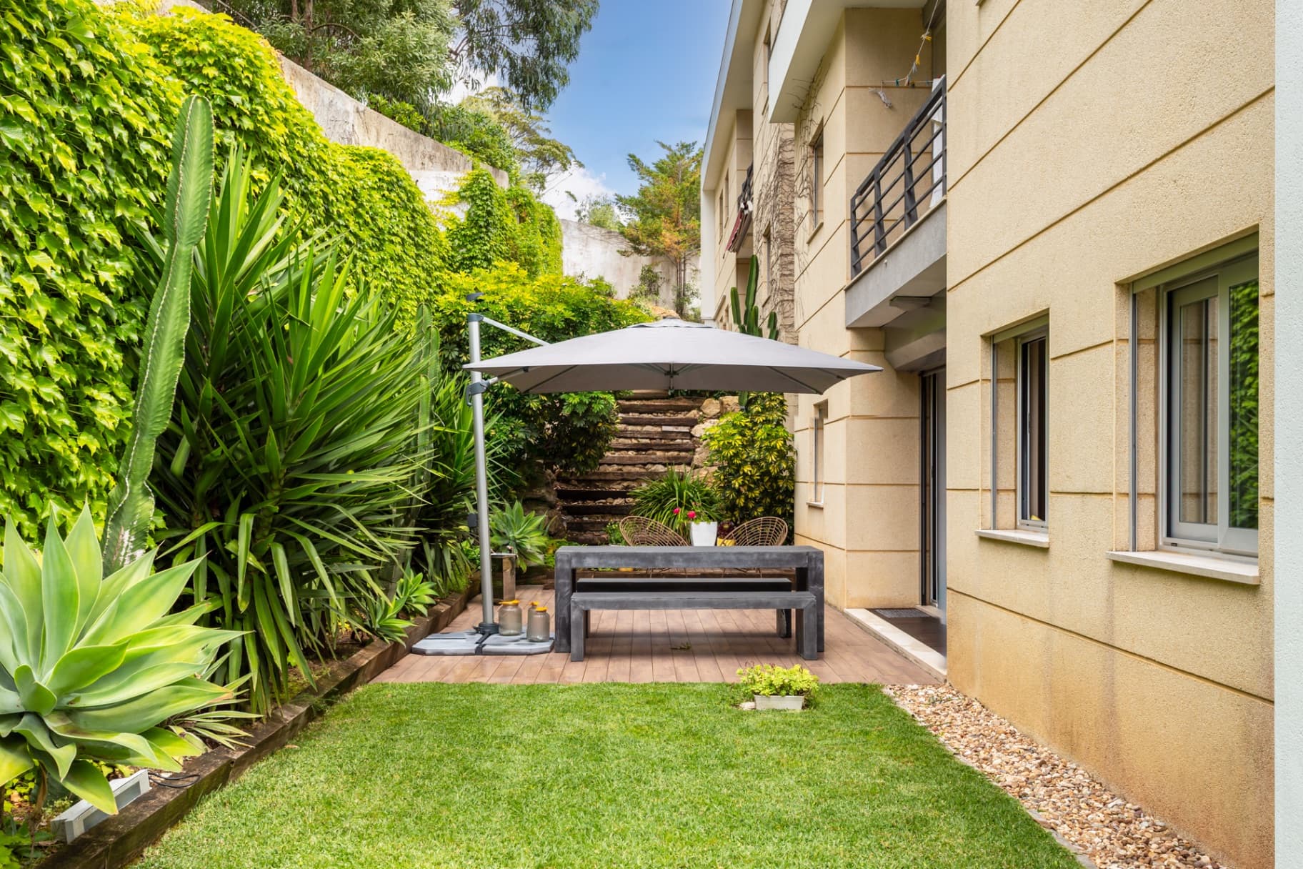 Apartamento-cascais-t2-luxo-piscina-infinita-18.jpg