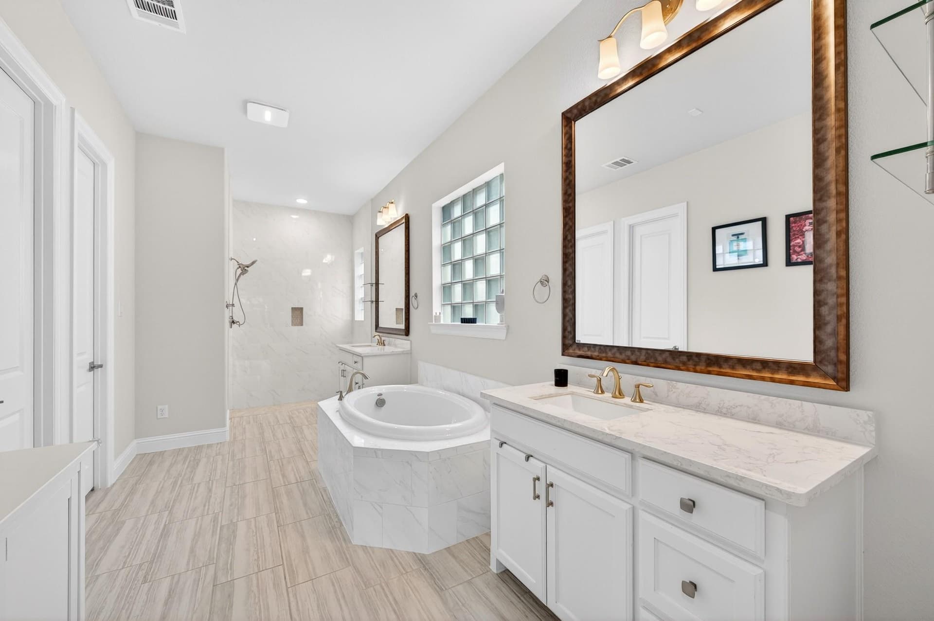 2825 Braemar, The Colony21.jpeg