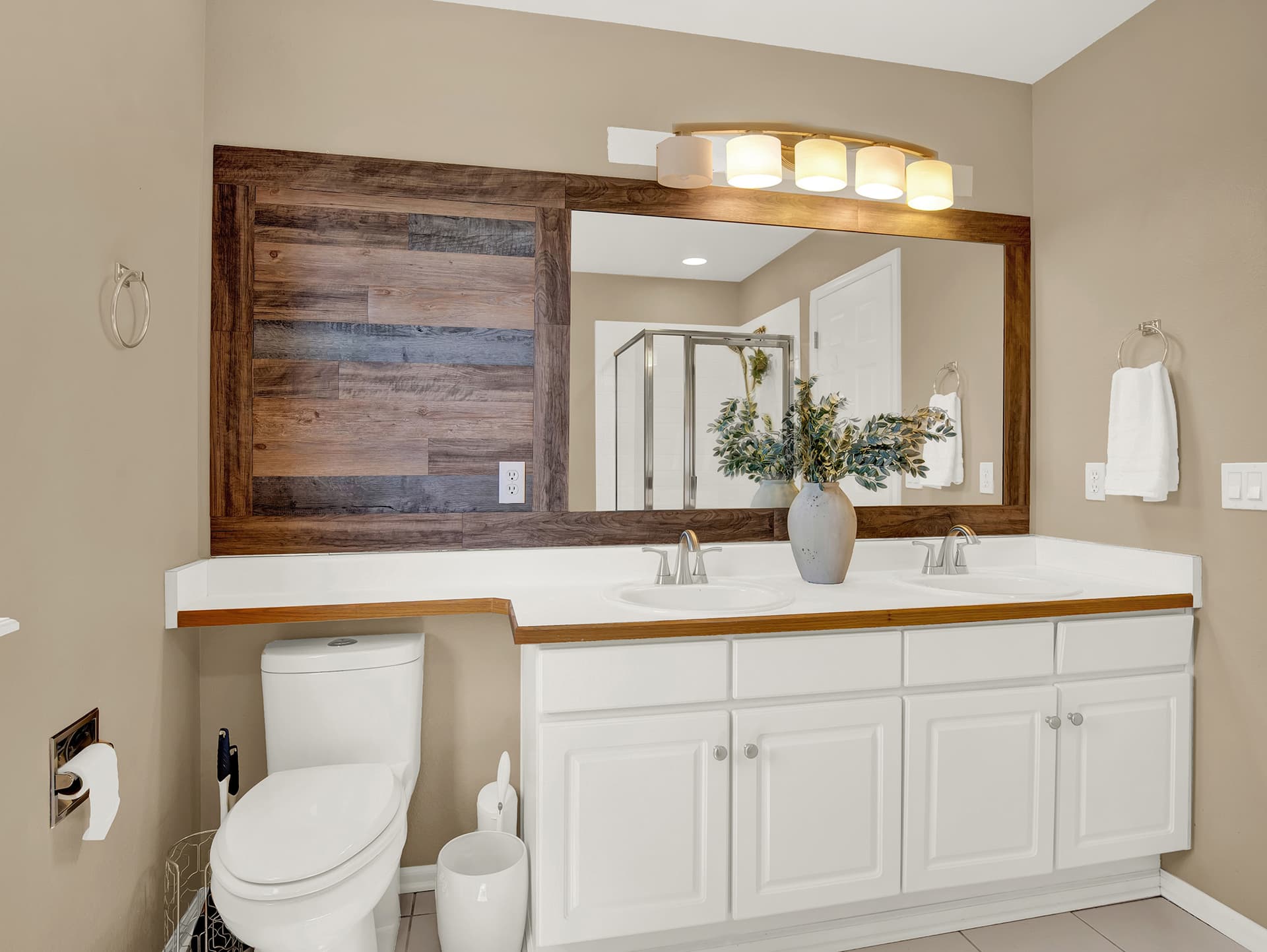 2026_0514_Tourmaline_bath_prime_1.jpg