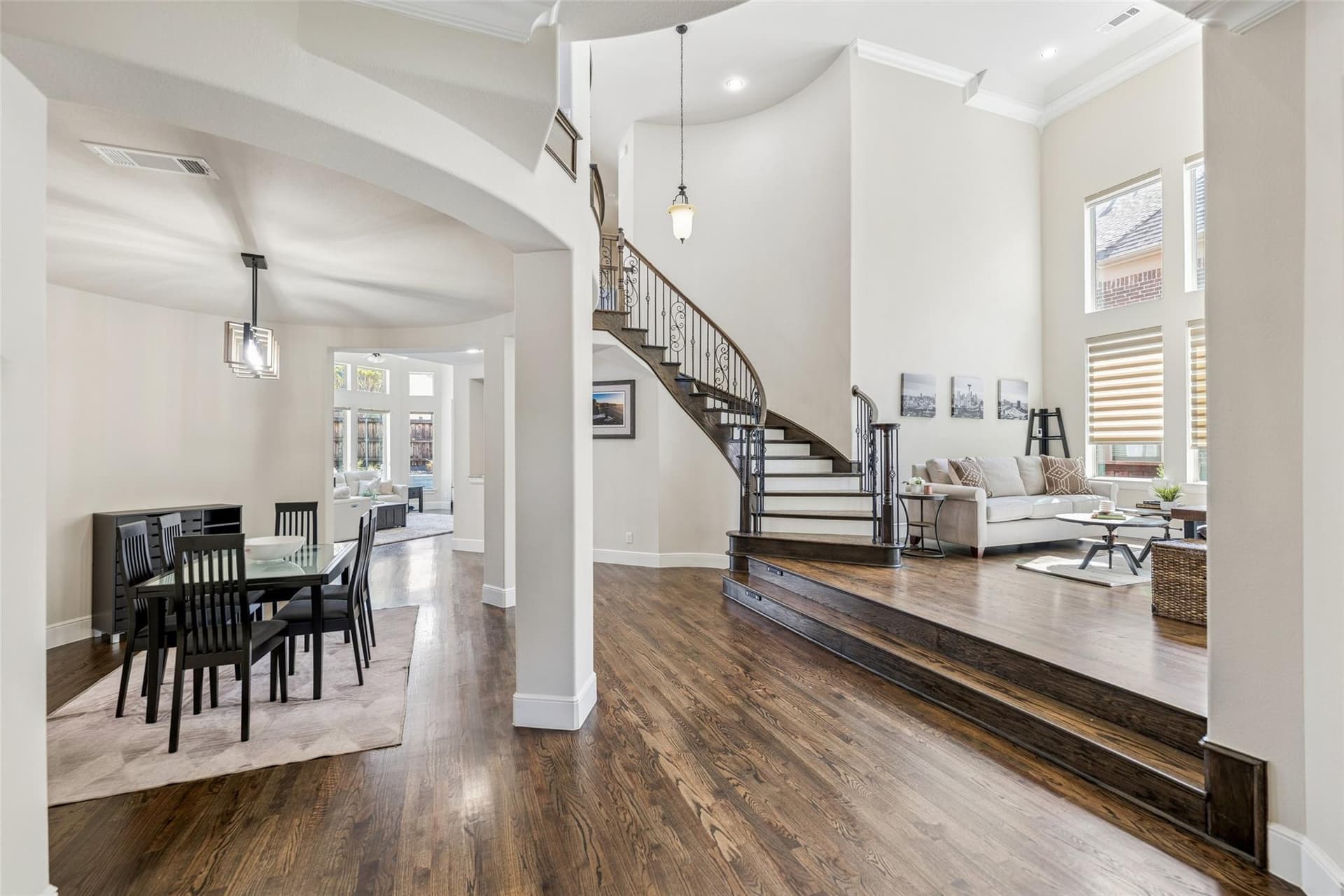 2120 Hidalgo Lane5.jpeg
