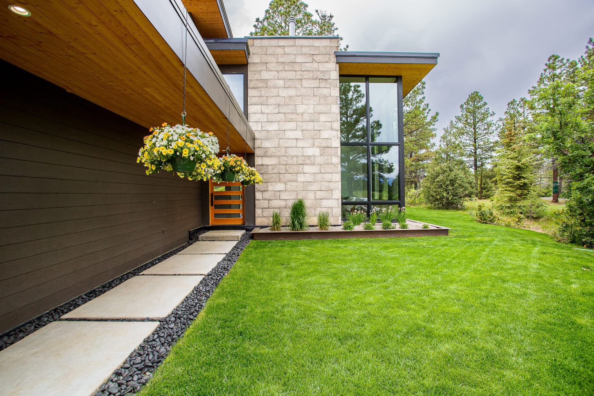 565 Mariposa EXT CREN-13.jpg