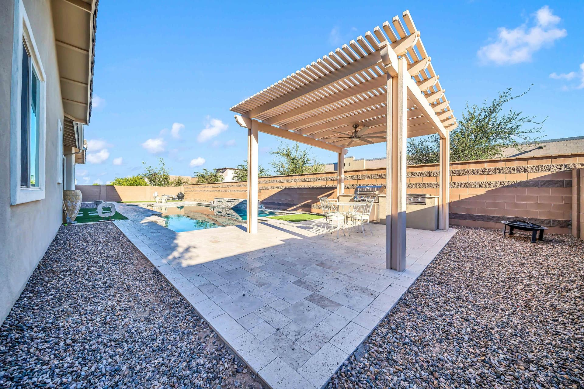 13851 Blossom way-67.jpg