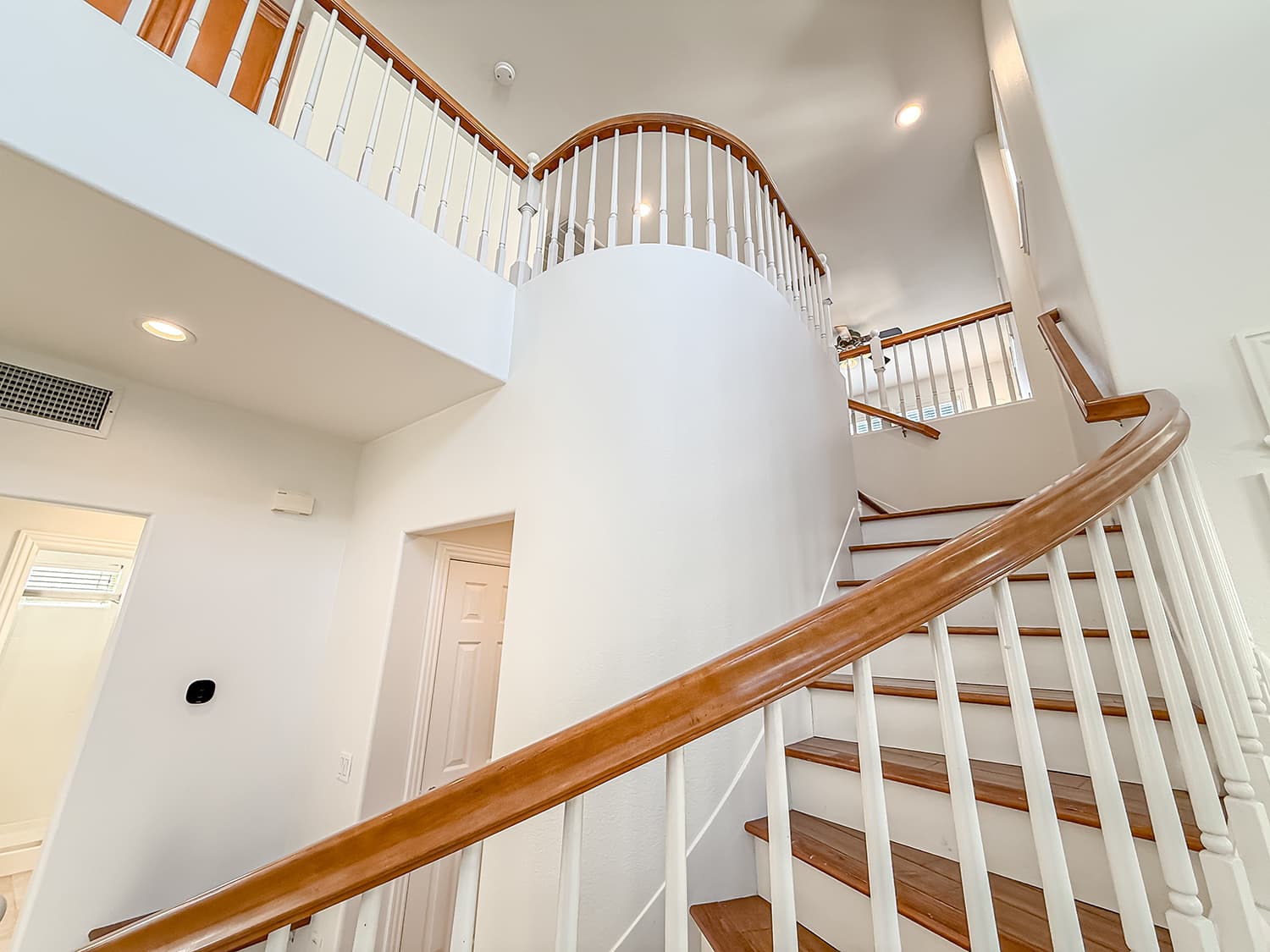 eStairs Landing and Bonus1.jpg