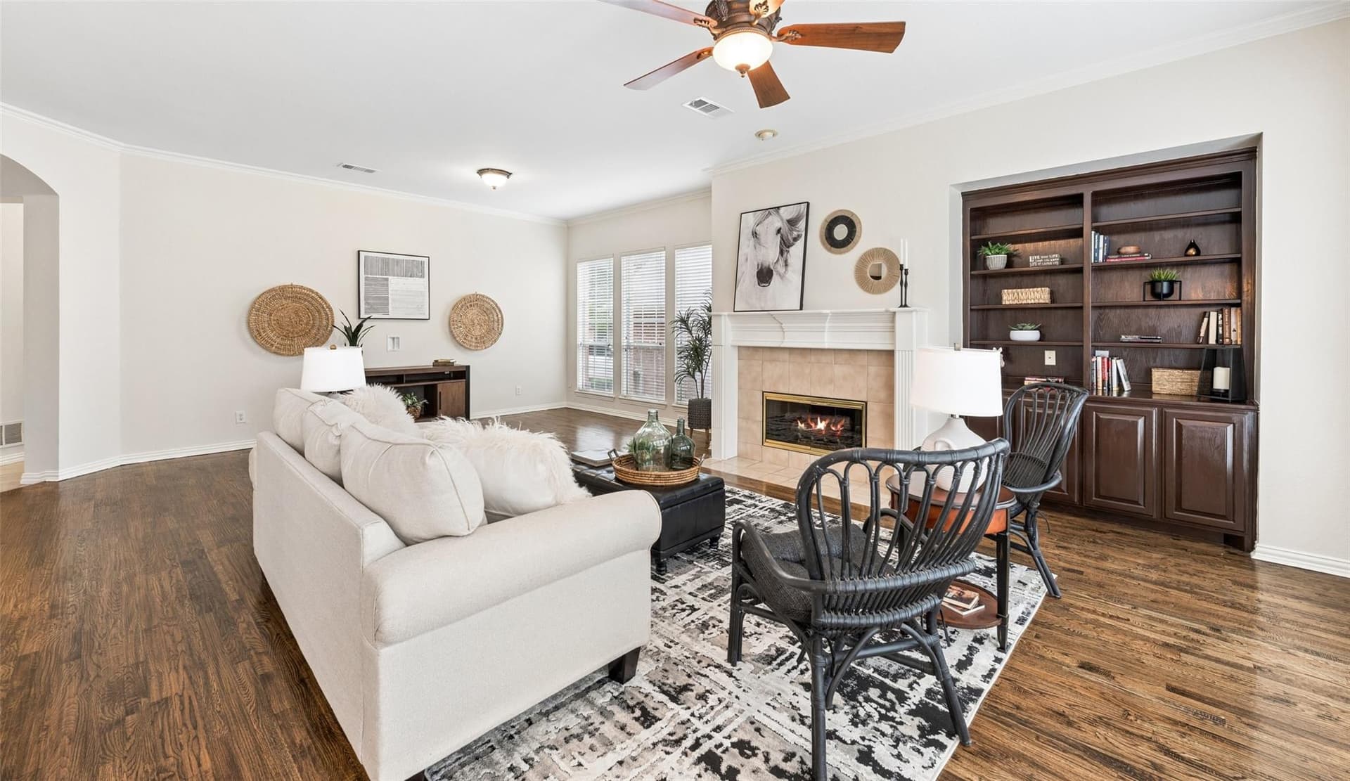 2101 Fleming DriveV7.jpeg