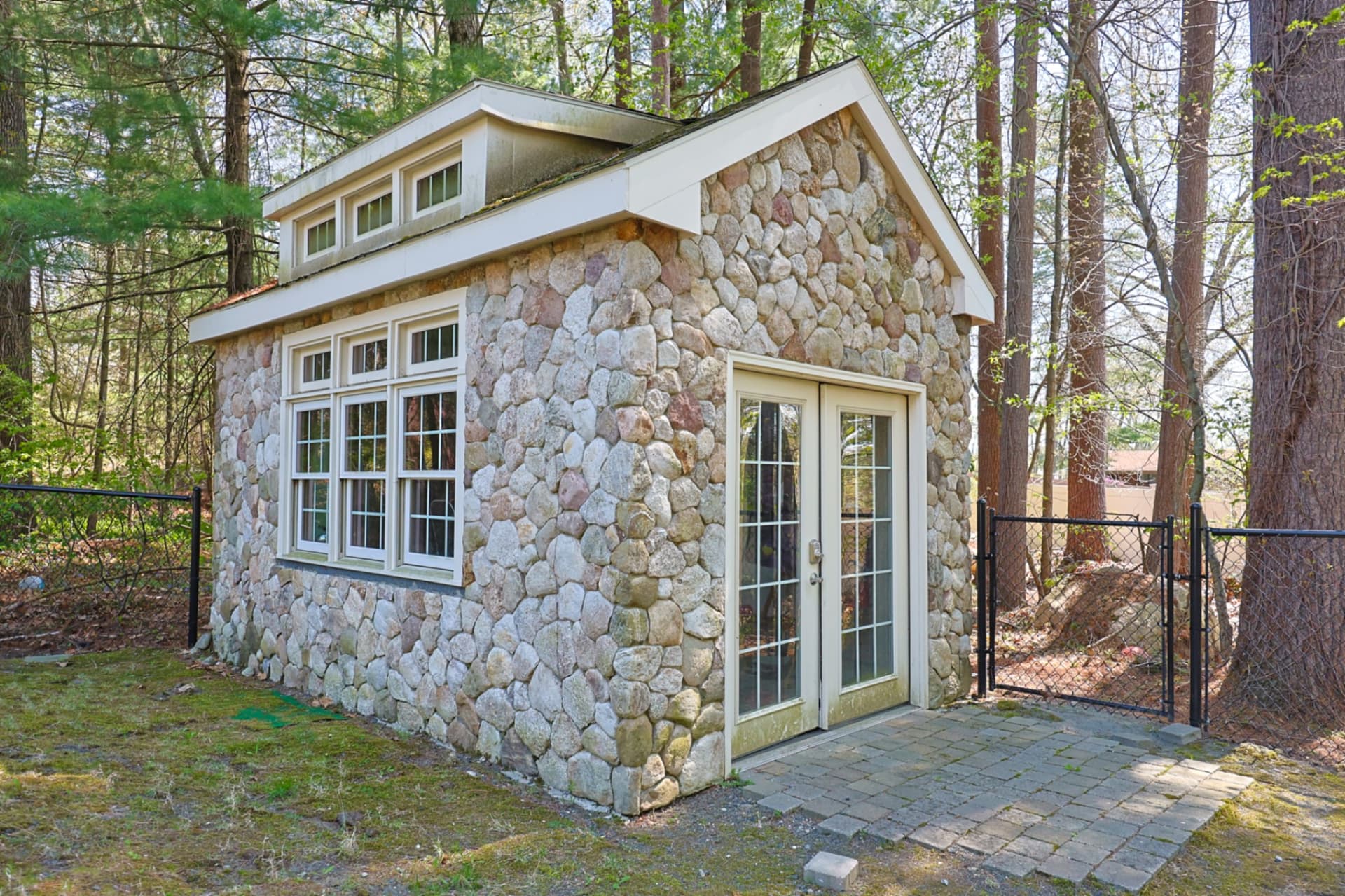 71 Bourque exterior-12.jpeg