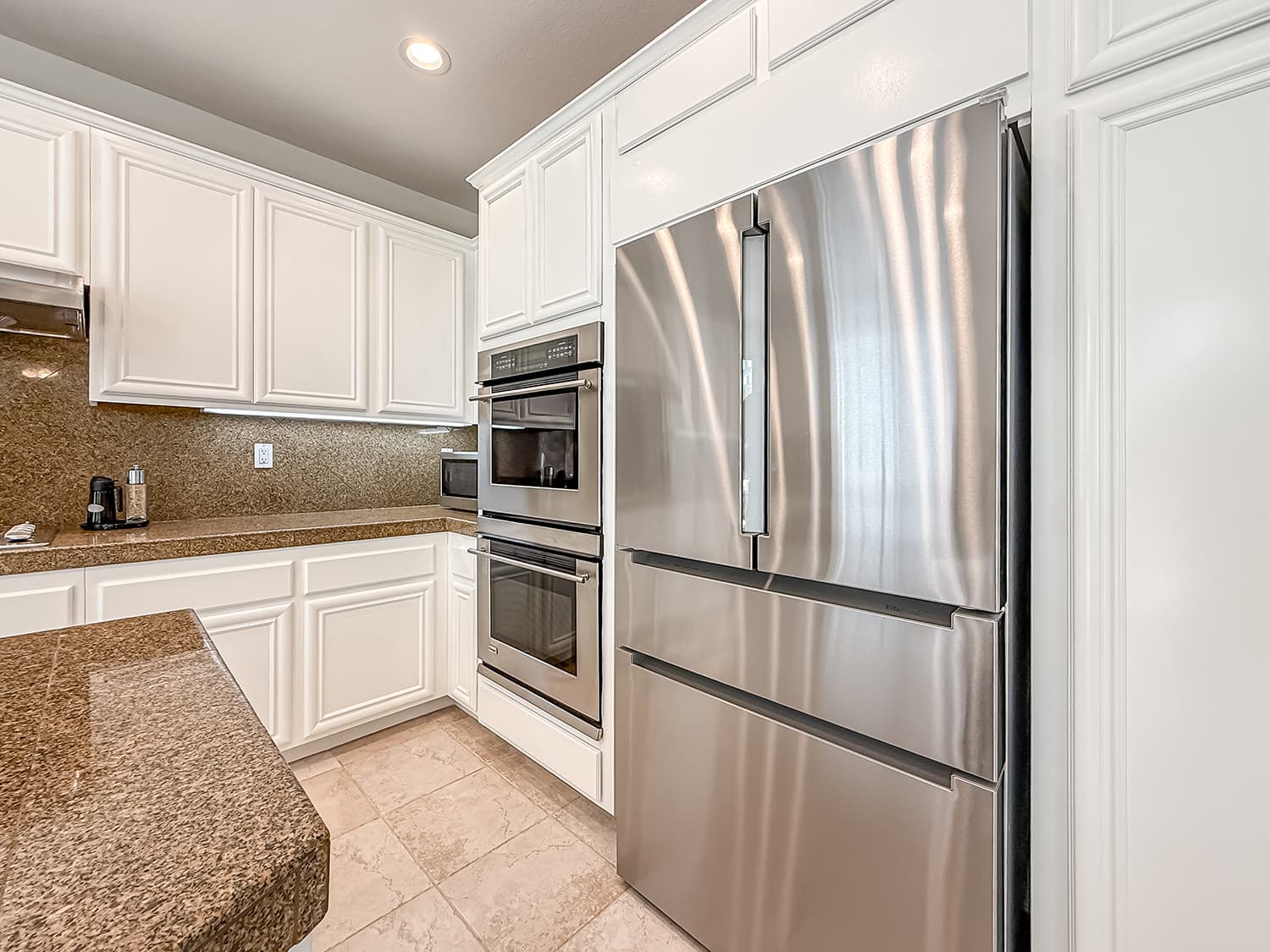 cFamily and Kitchen7.jpg