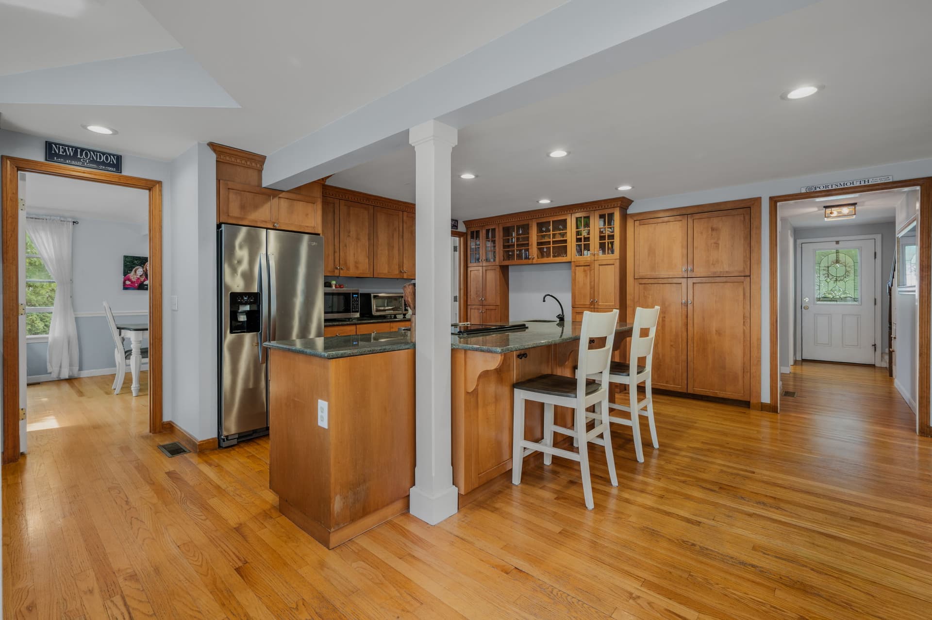 24-web-or-mls-66 Clipper Ct, Groton-27.jpg