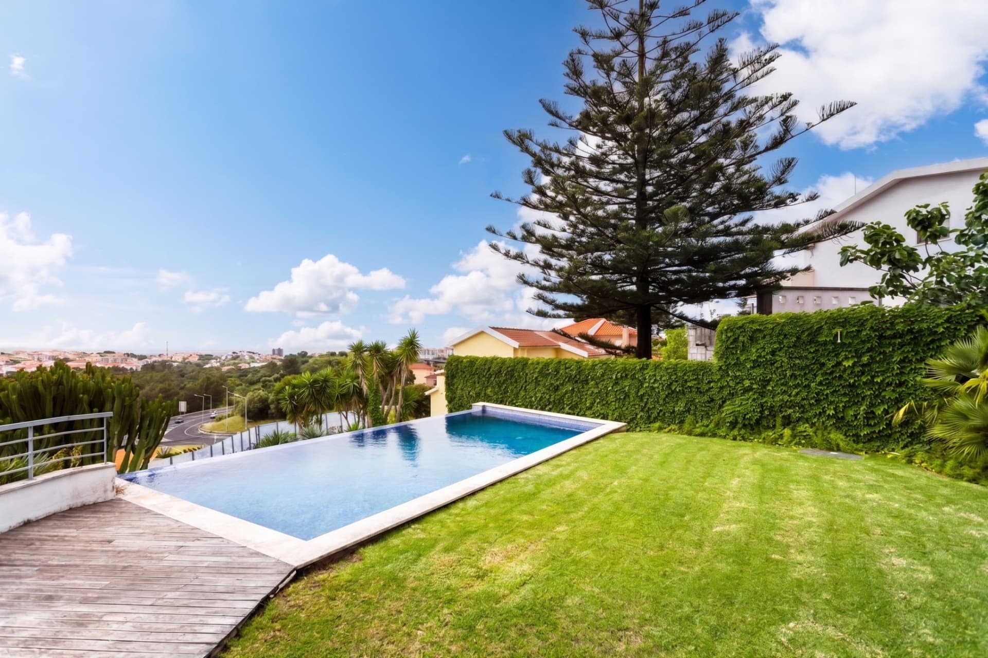 Apartamento-cascais-t2-luxo-piscina-infinita-3.edited.jpg