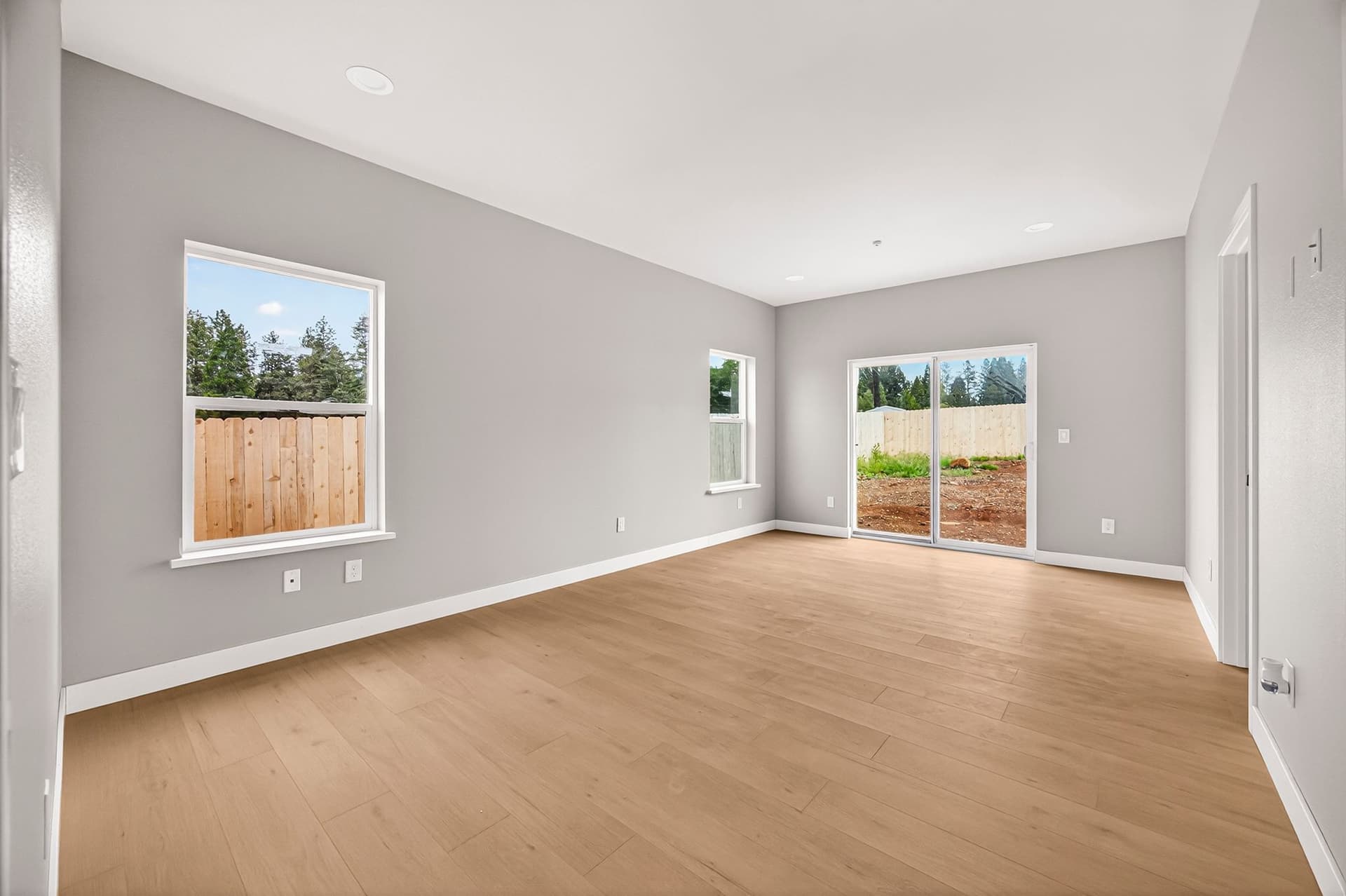 14259 Sherwood Cir - 023(Photos).jpg