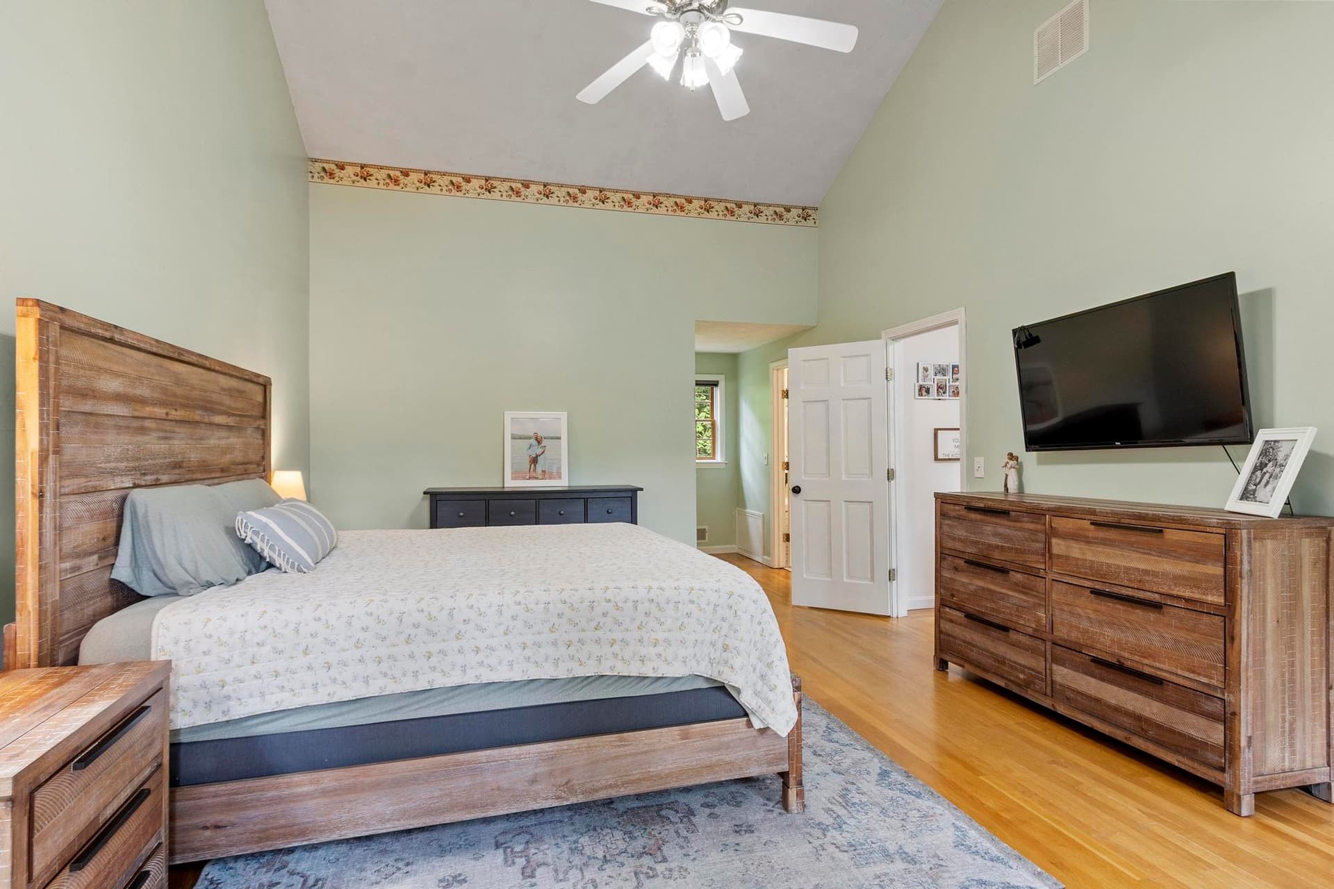 116 Island Road Lunenburg Massachusetts Job 39402 0045.jpg