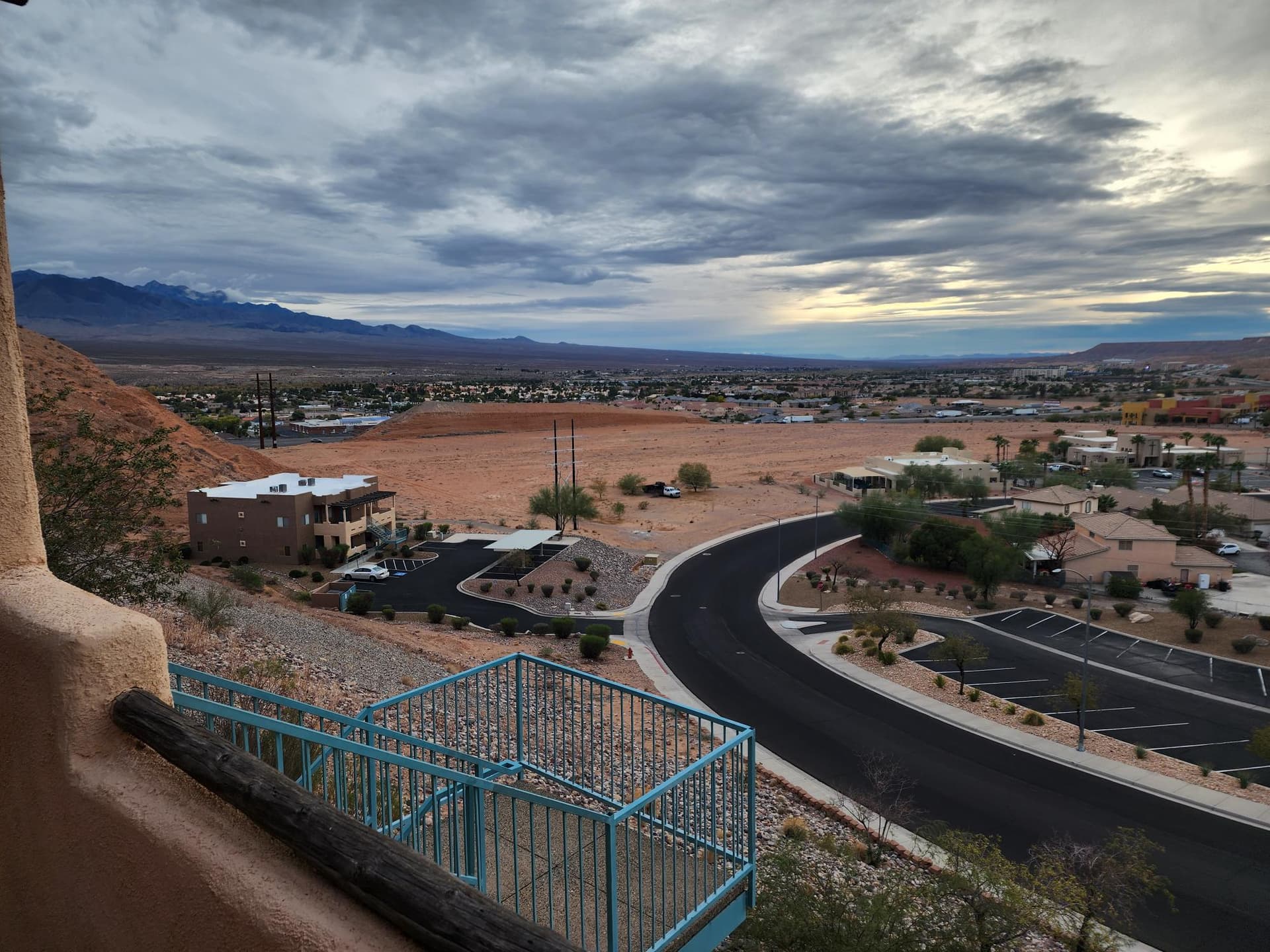 Views 2.jpg