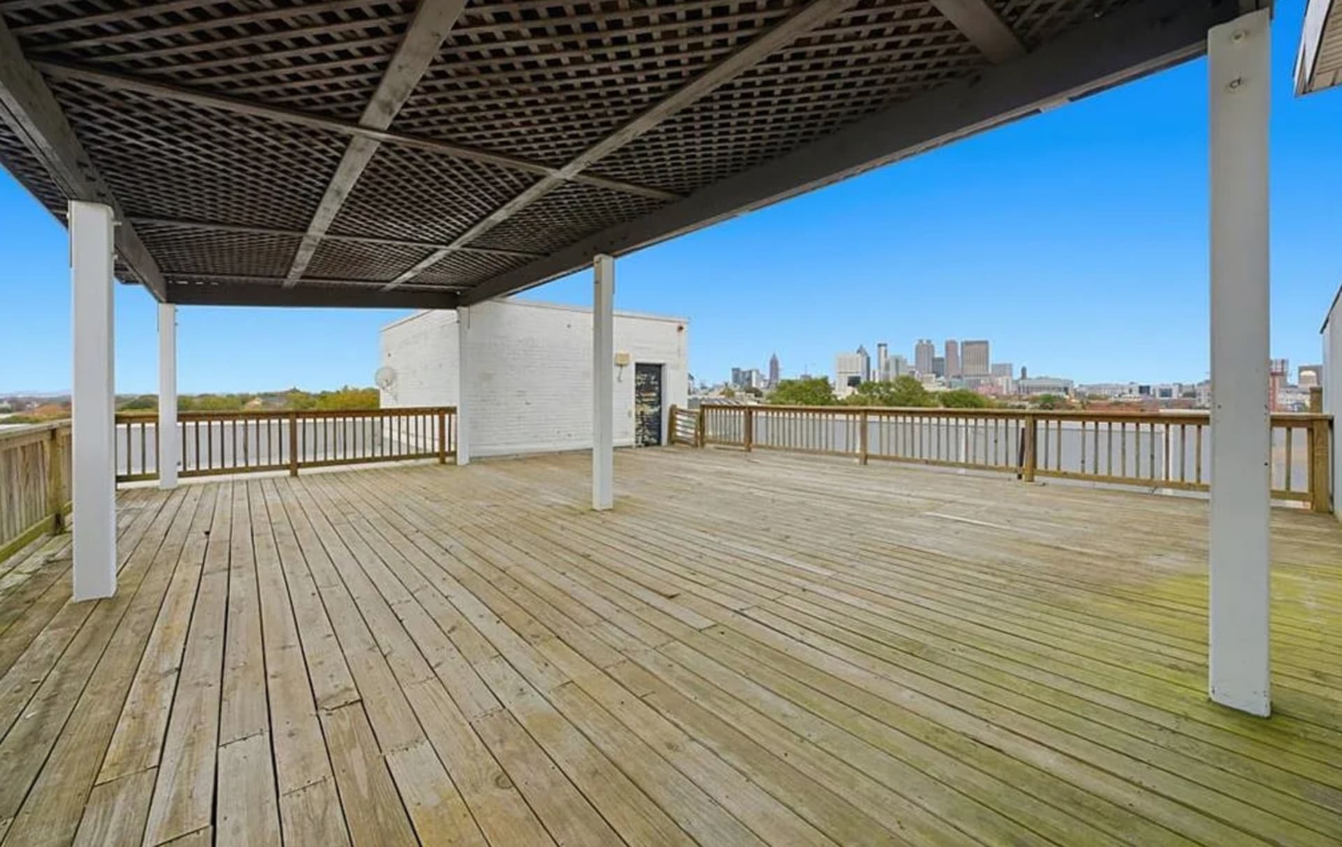 Rooftop Deck.jpg