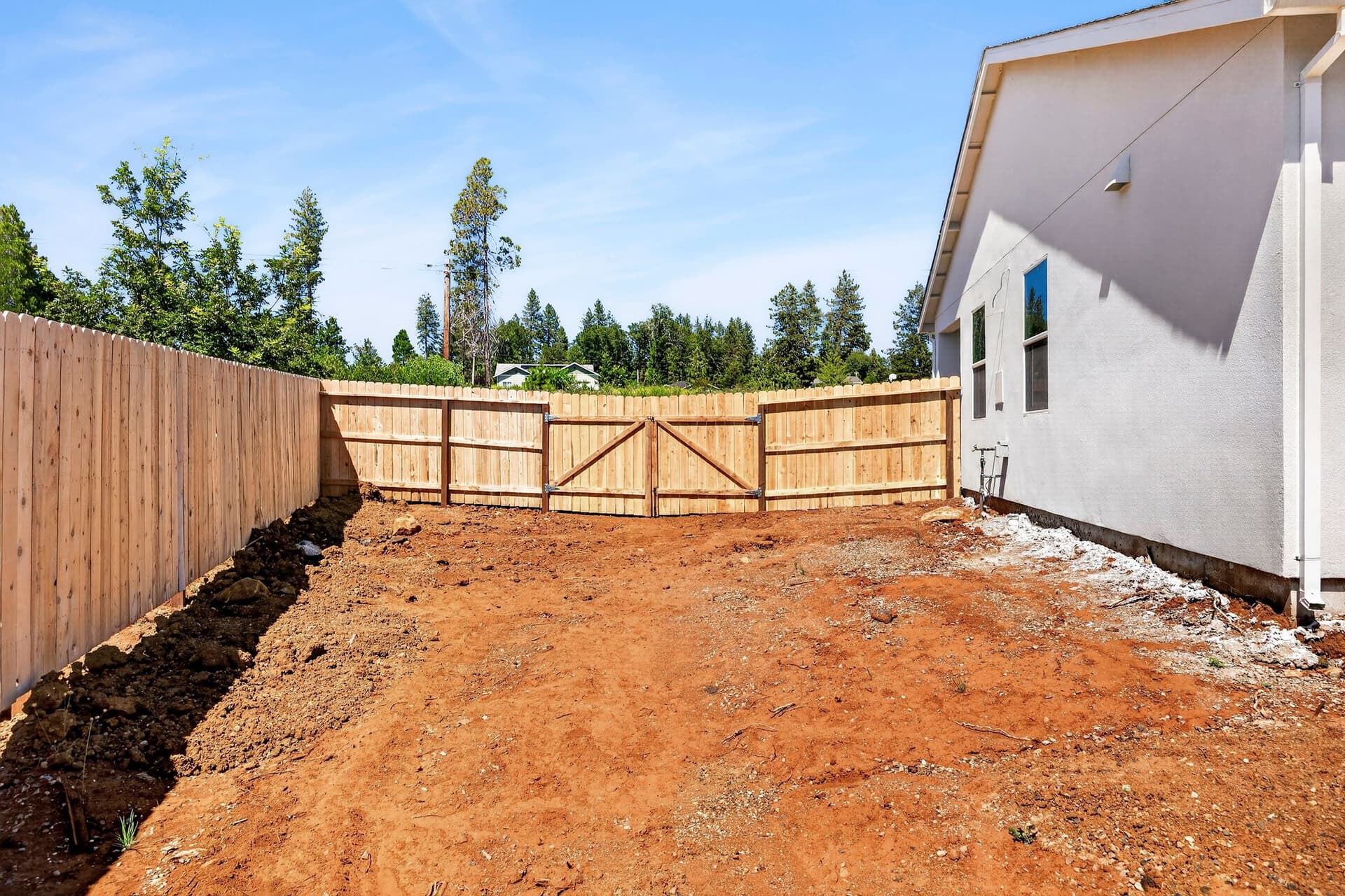 14205 Norwich Cir - 033 (Photos).jpg