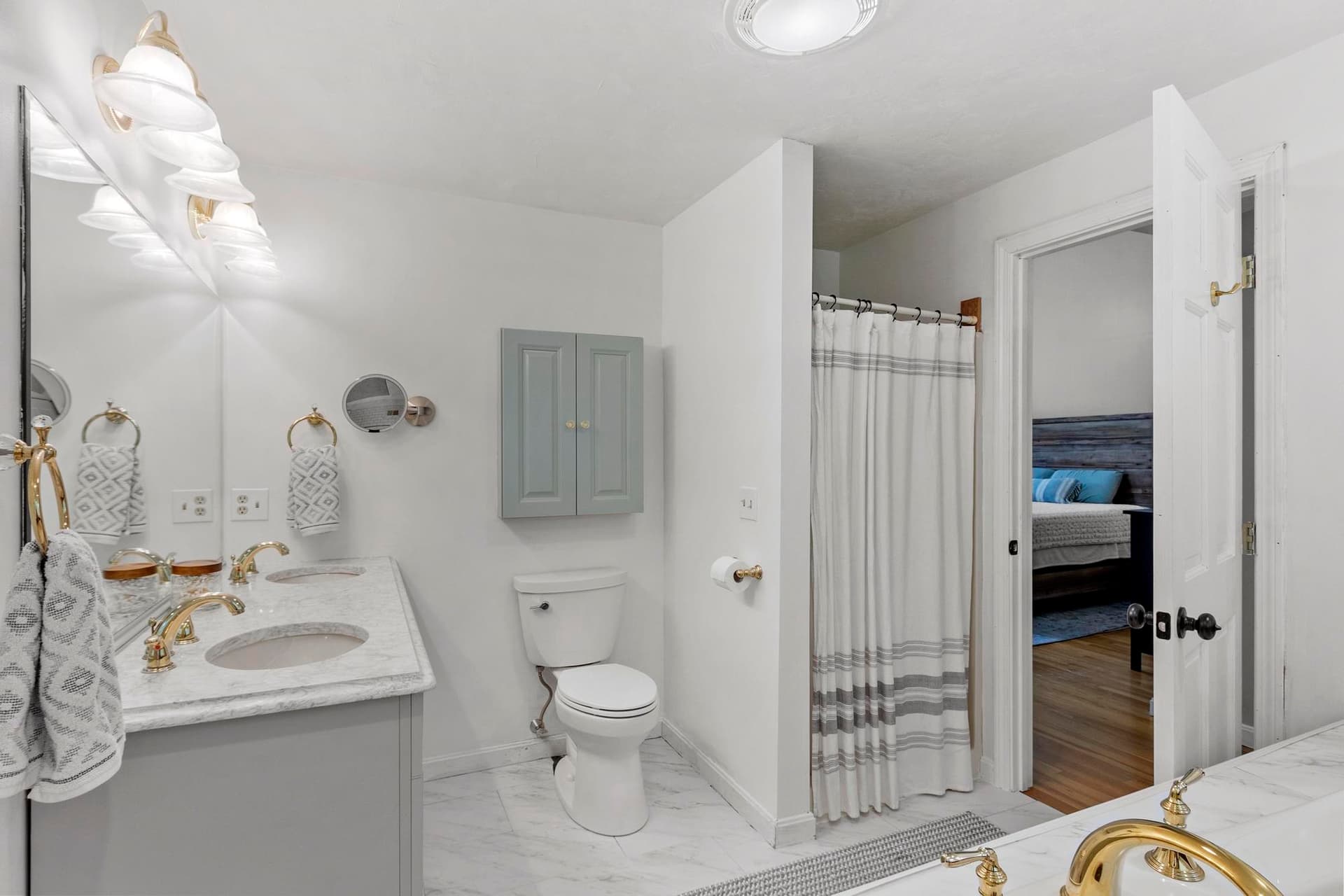 116 Island Road Lunenburg Massachusetts Job 39402 0049.jpg