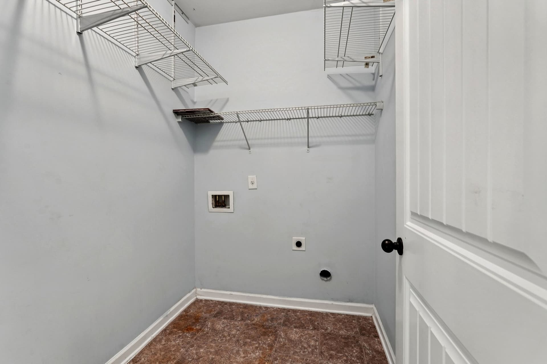 56-web-or-mls-Breckinridge Ln-S2503-056.jpg