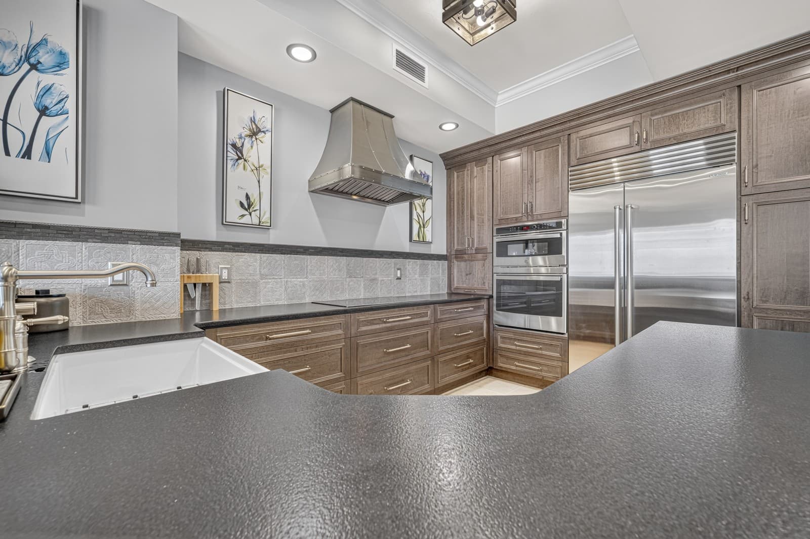 85 Avenue de la Mer Unit 502_32137-24.jpg