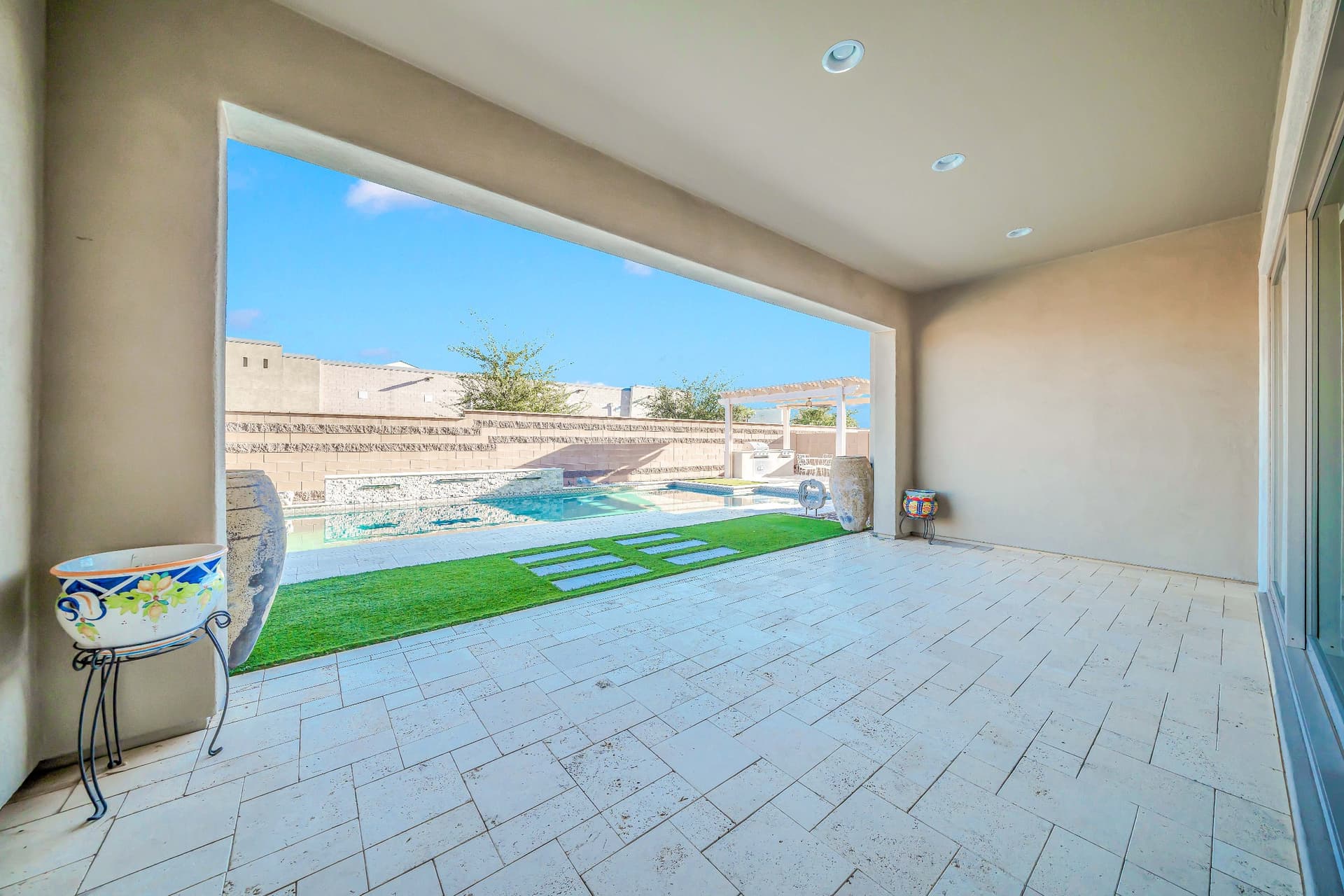13851 Blossom way-71.jpg